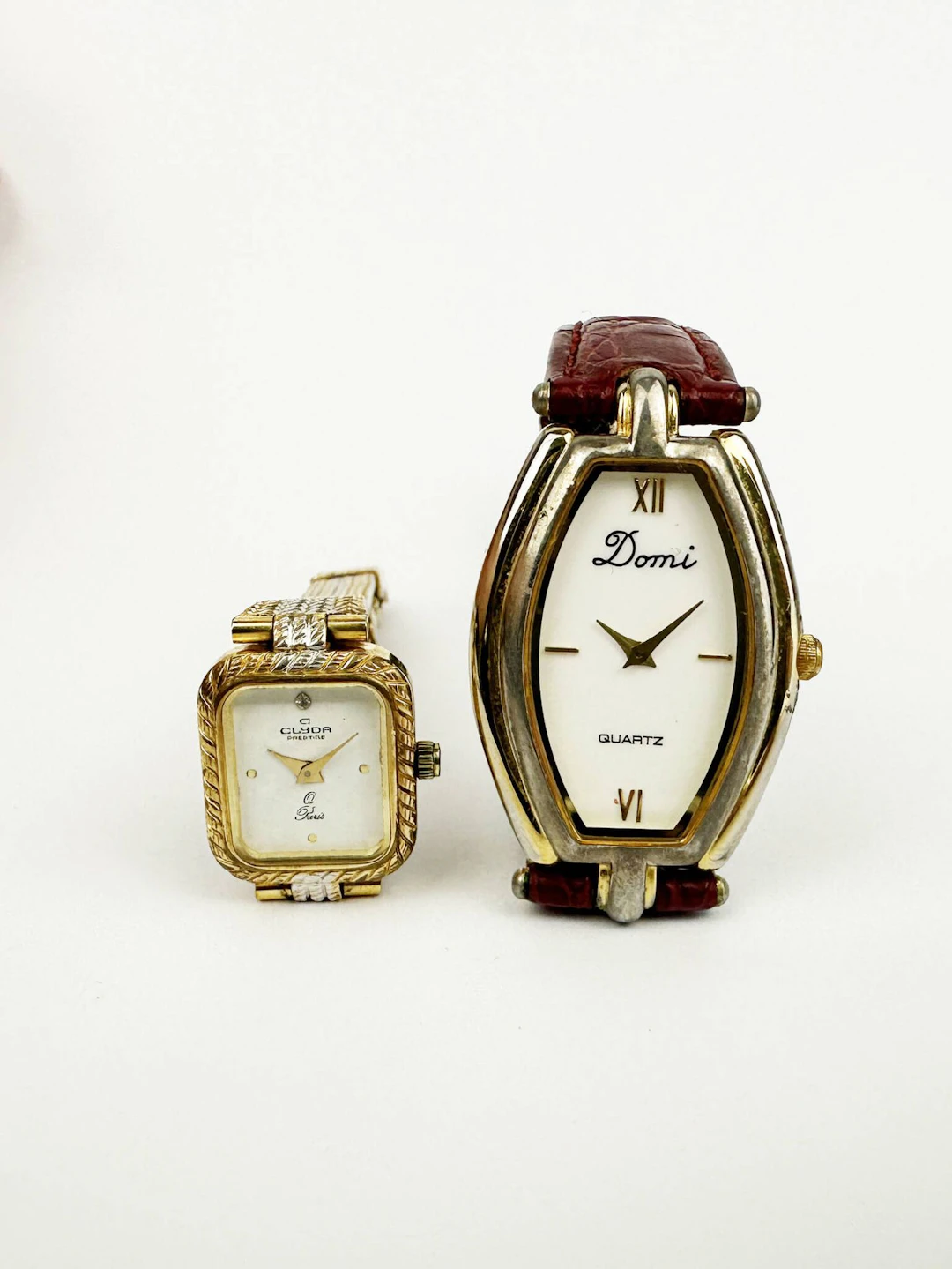 Lot including two watches: - Lot 153