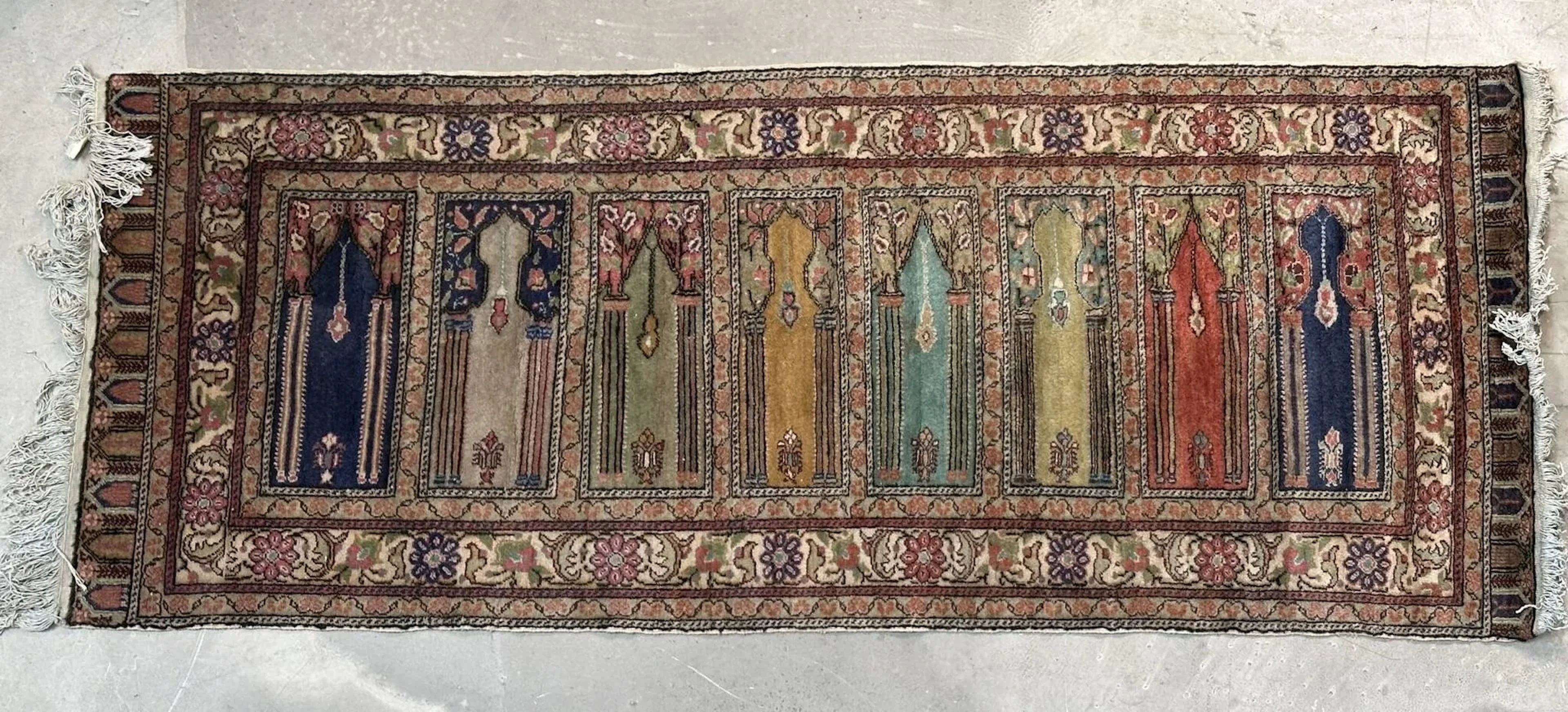 Cesaree Gallery - Lot 584