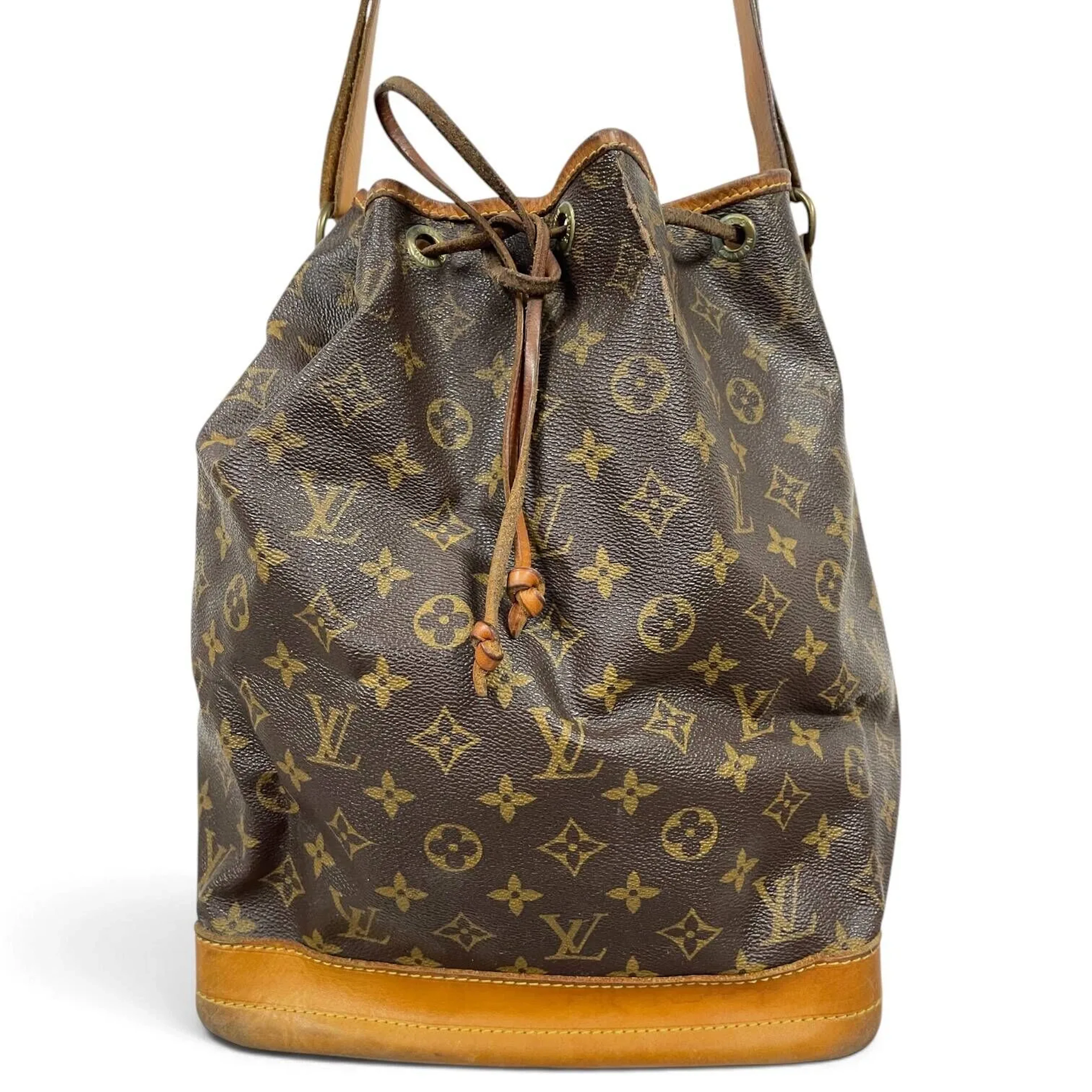 LOUIS VUITTON - Lot 201
