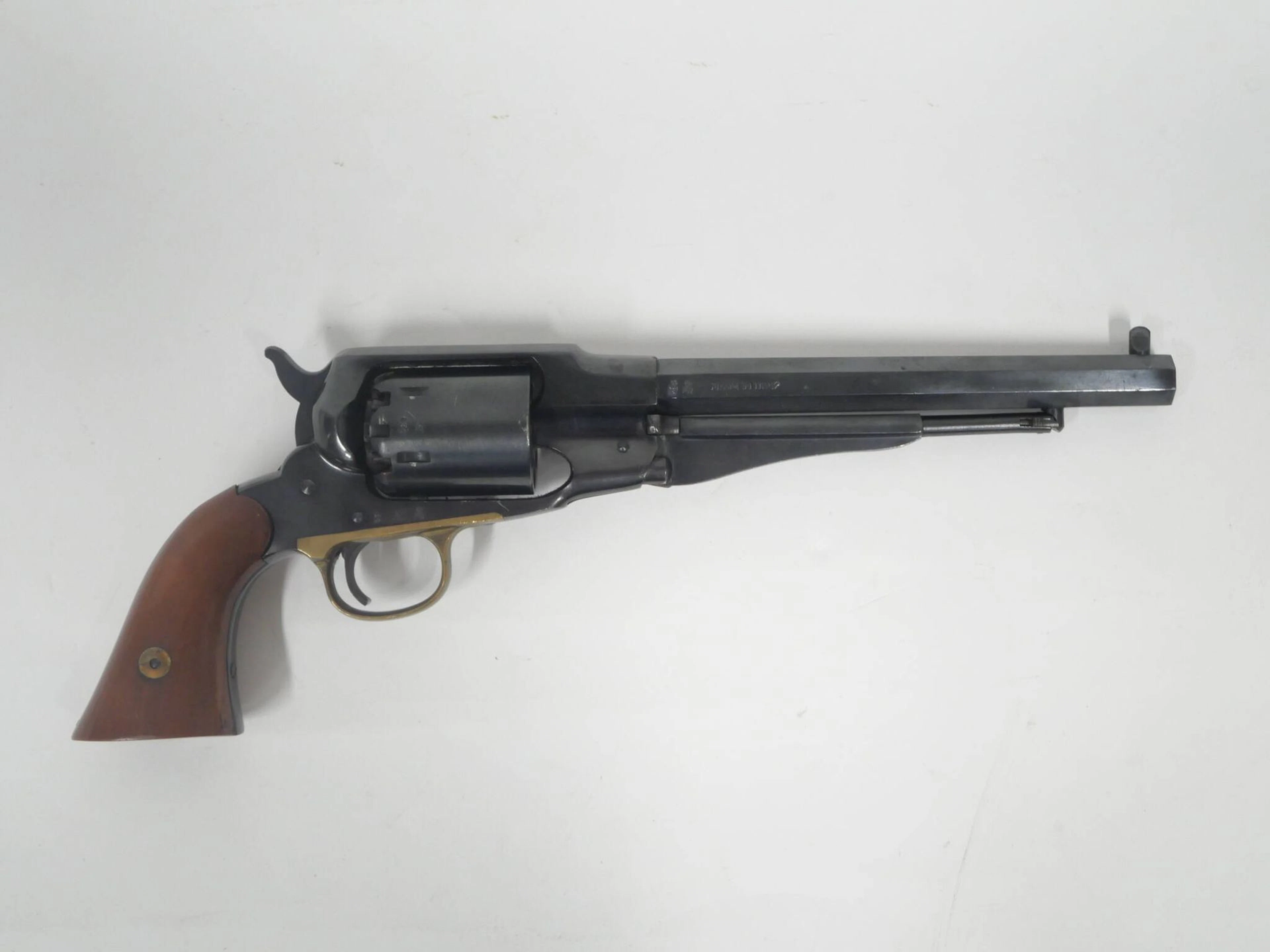 Remington 1858-style revolver. - Lot 650