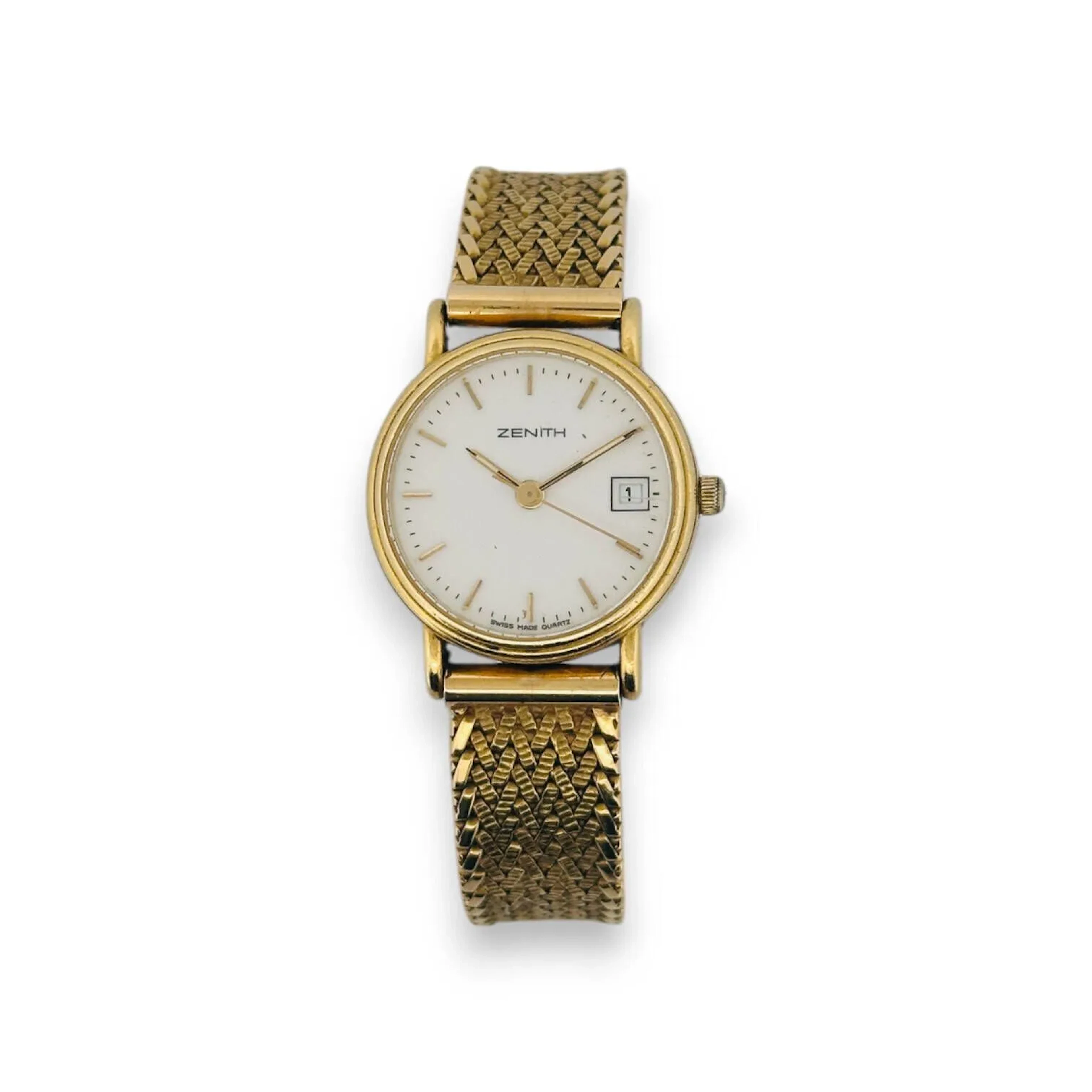 ZENITH N°300090297 Montre bracelet de dame en or jaune 18K (750), cadran blanc, index bâtons appliqués formant les heures, date par guichet à 3h, mouvement quartz, bracelet intégré en or 18K à boucle cliquet. Accompagnée de sa boite, sa sur-boite, de ses papiers de garantie et d'une facture. Diam. : 22 mm - Poids brut : 39.06 g.