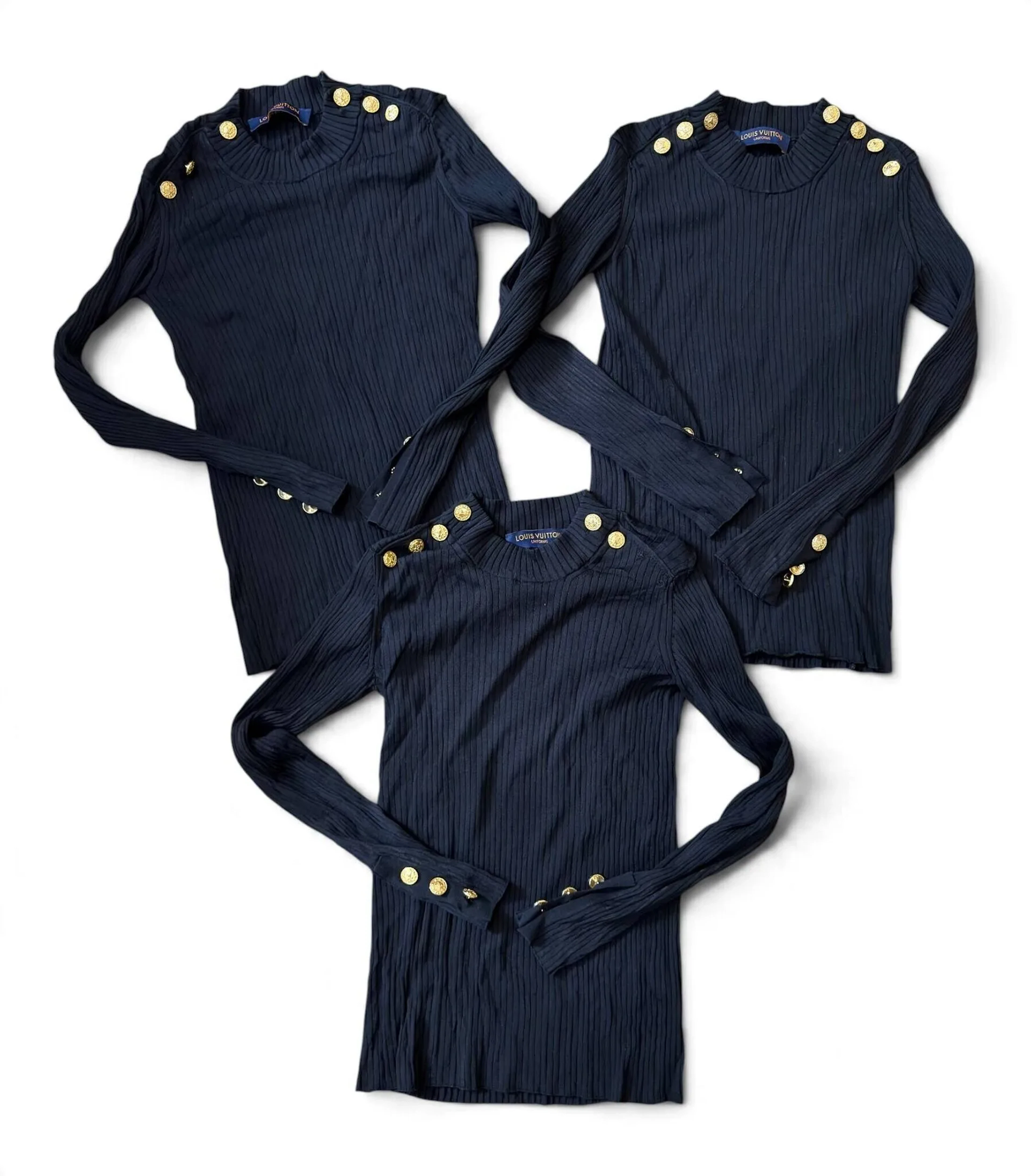 LOUIS VUITTON UNIFORMS - Lot 203