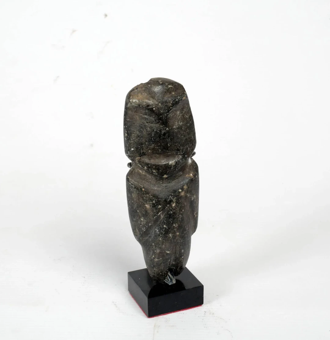 MEXICO, in the Mezcala style - Lot 134