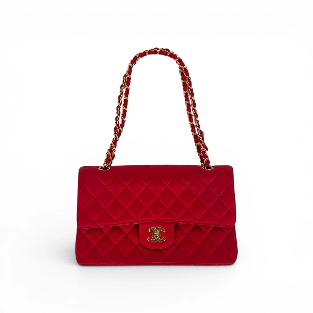 CHANEL - Lot 38