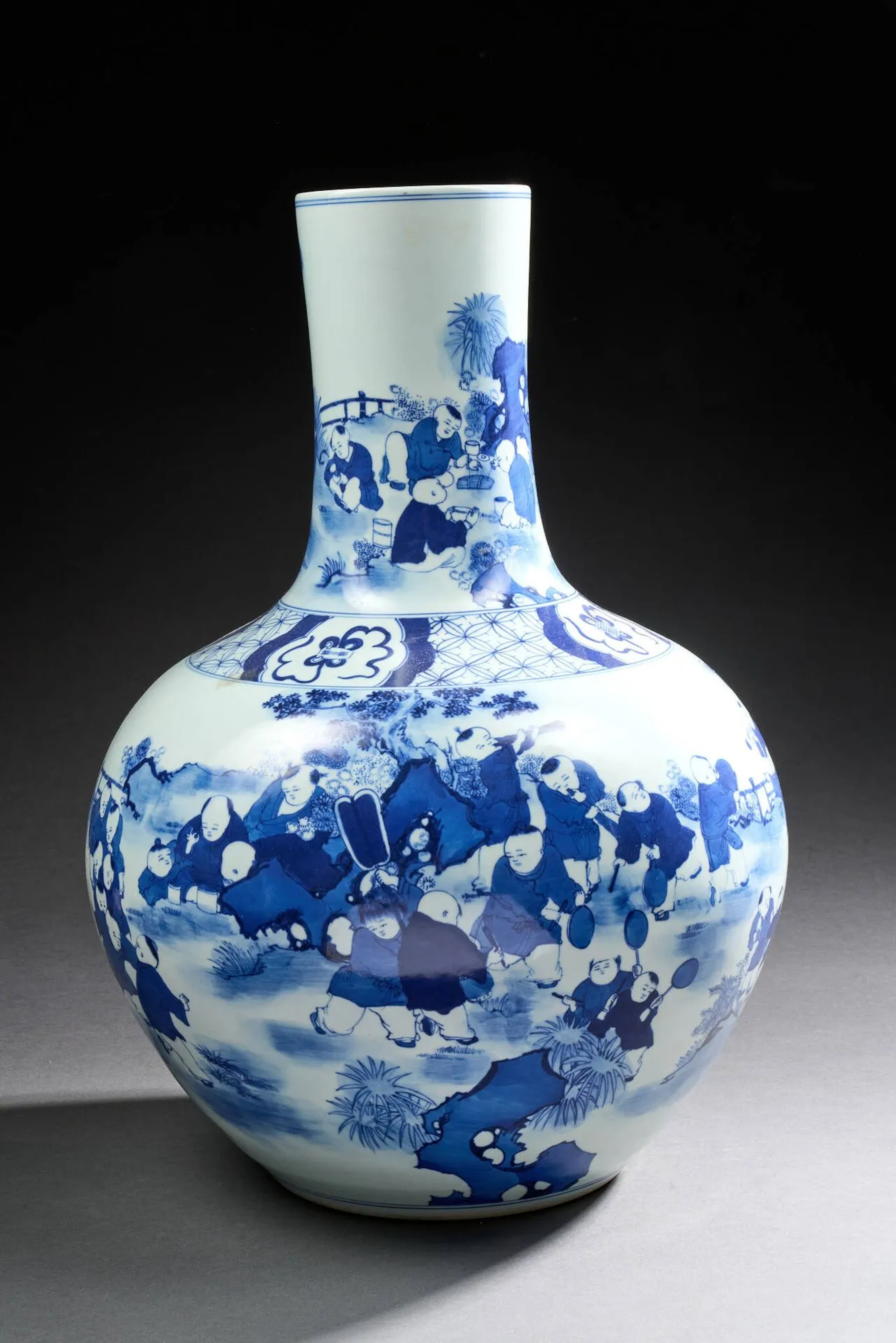 Modern ASIA, - Lot 162