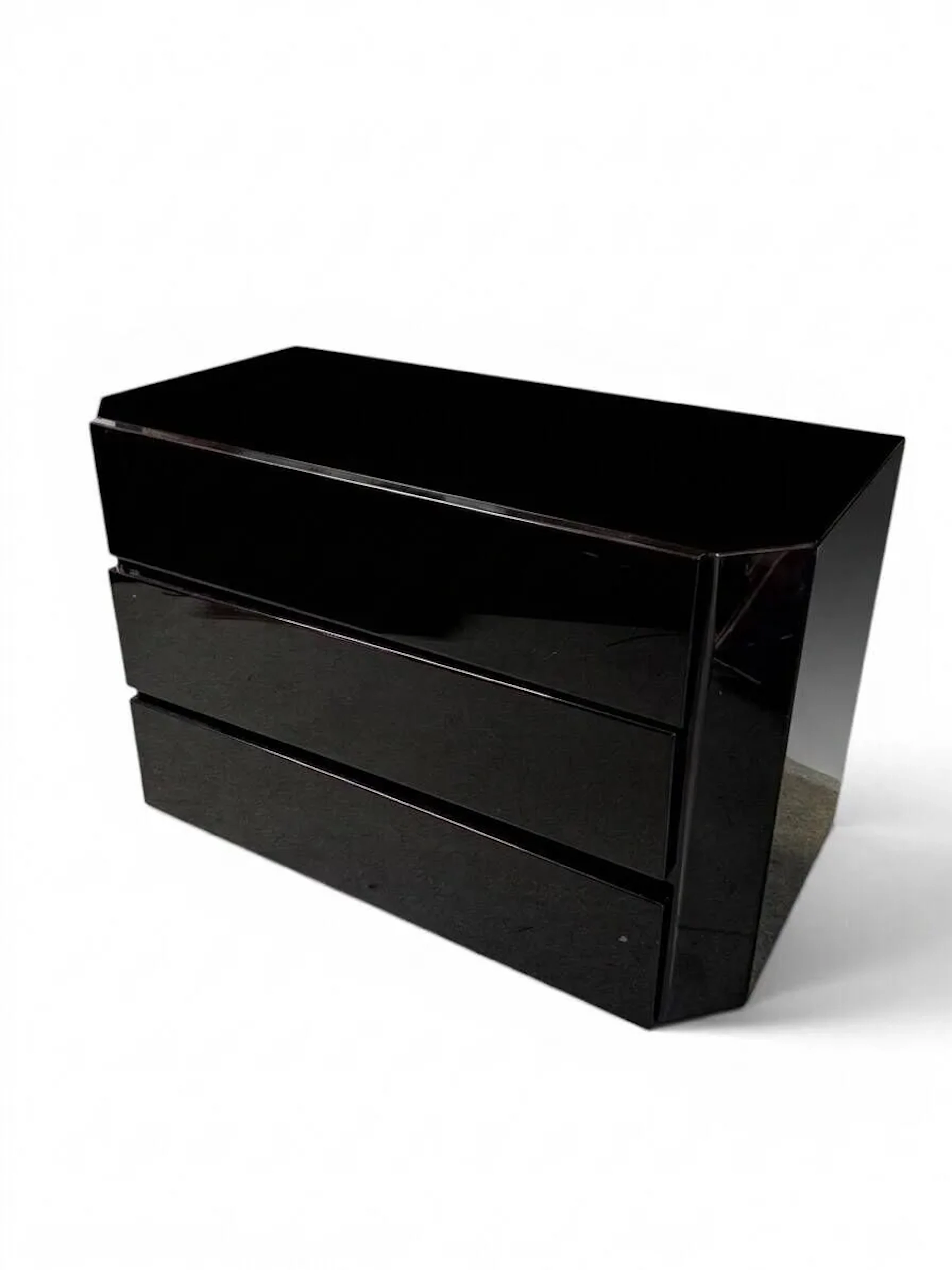 ITALIAN FURNITURE (XX) - Lot 342