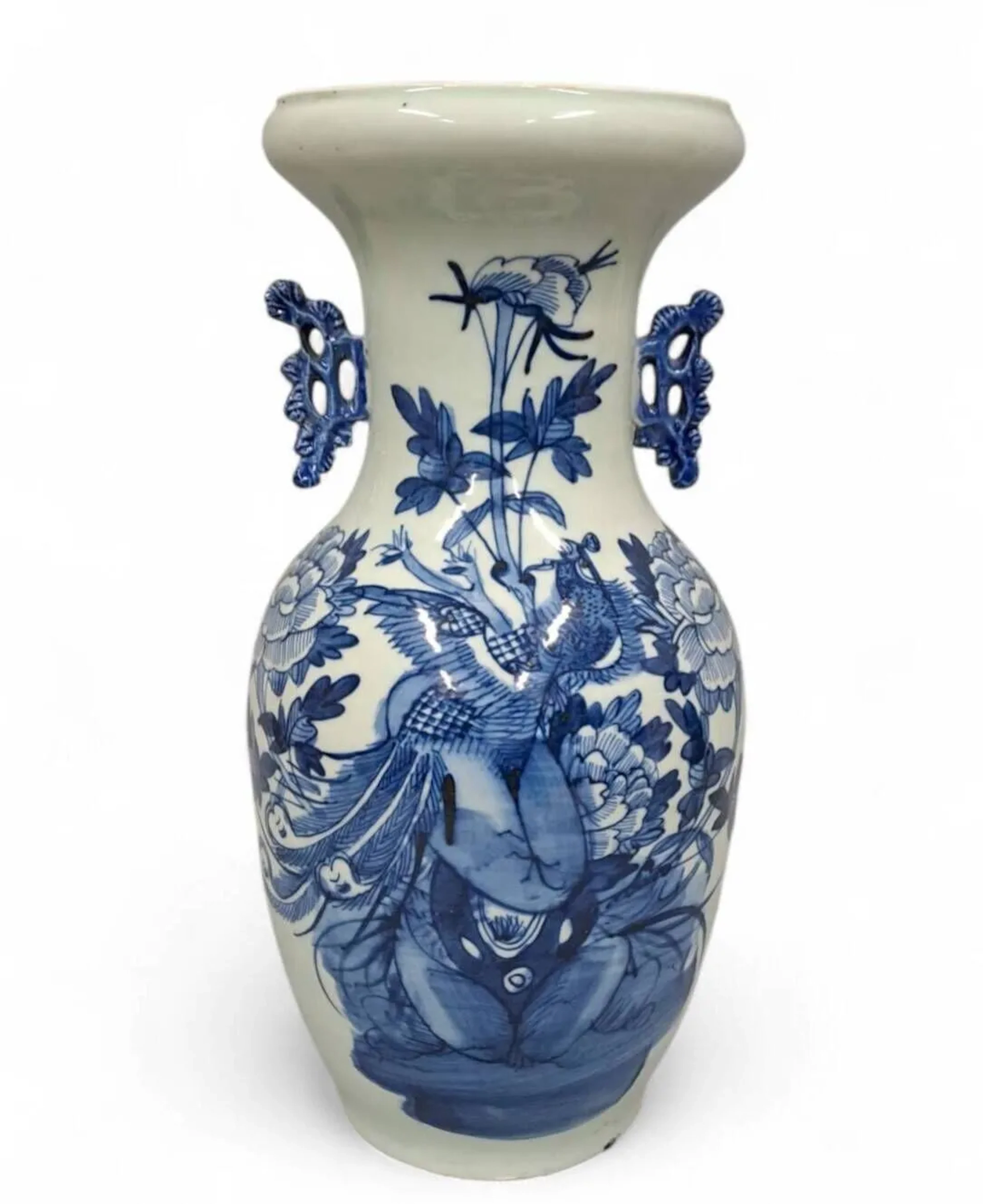 Porcelain baluster vase decorated with a blue peacock among - Lot 152