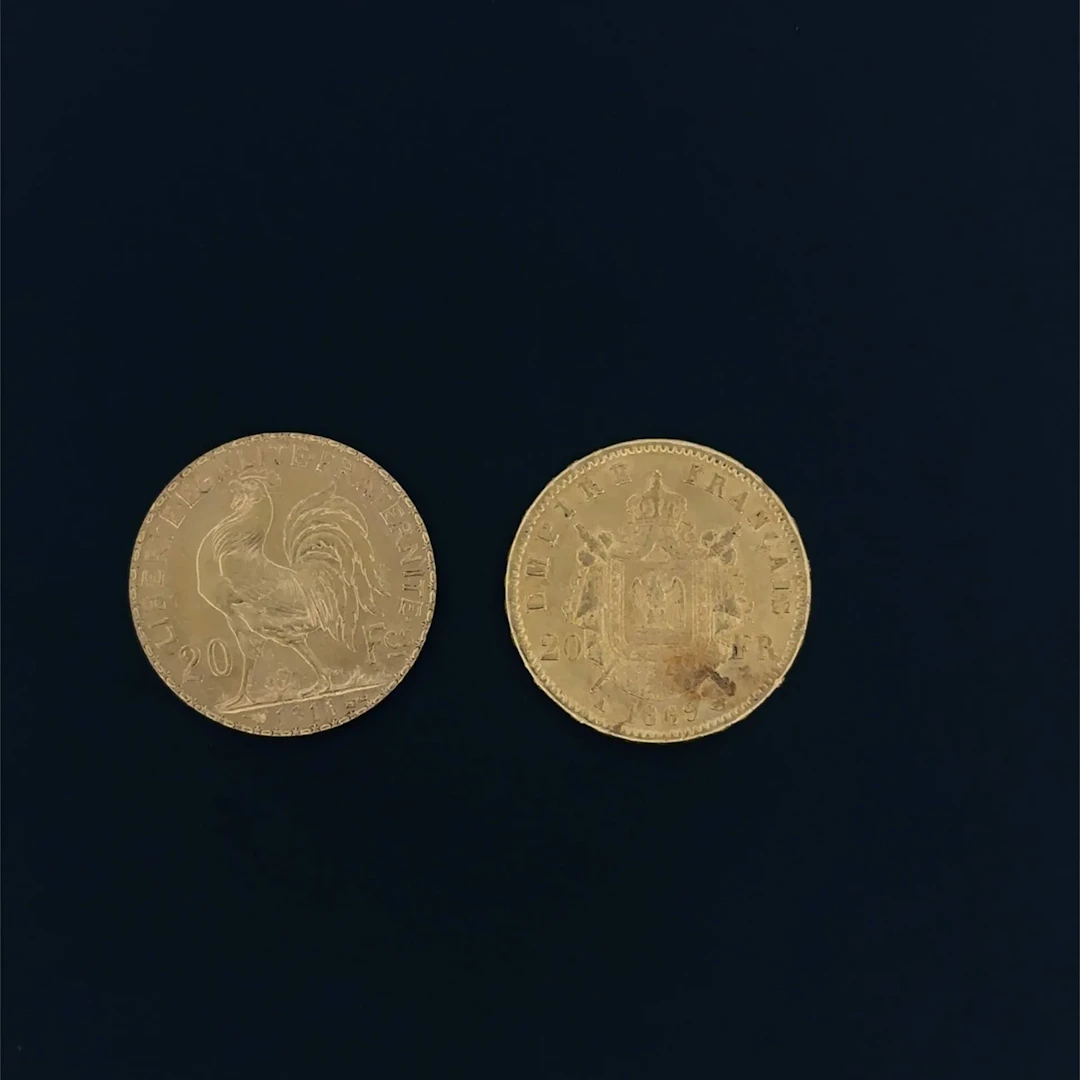Two 20-franc gold coins, including: - 1x Rooster 1911 - Lot 20