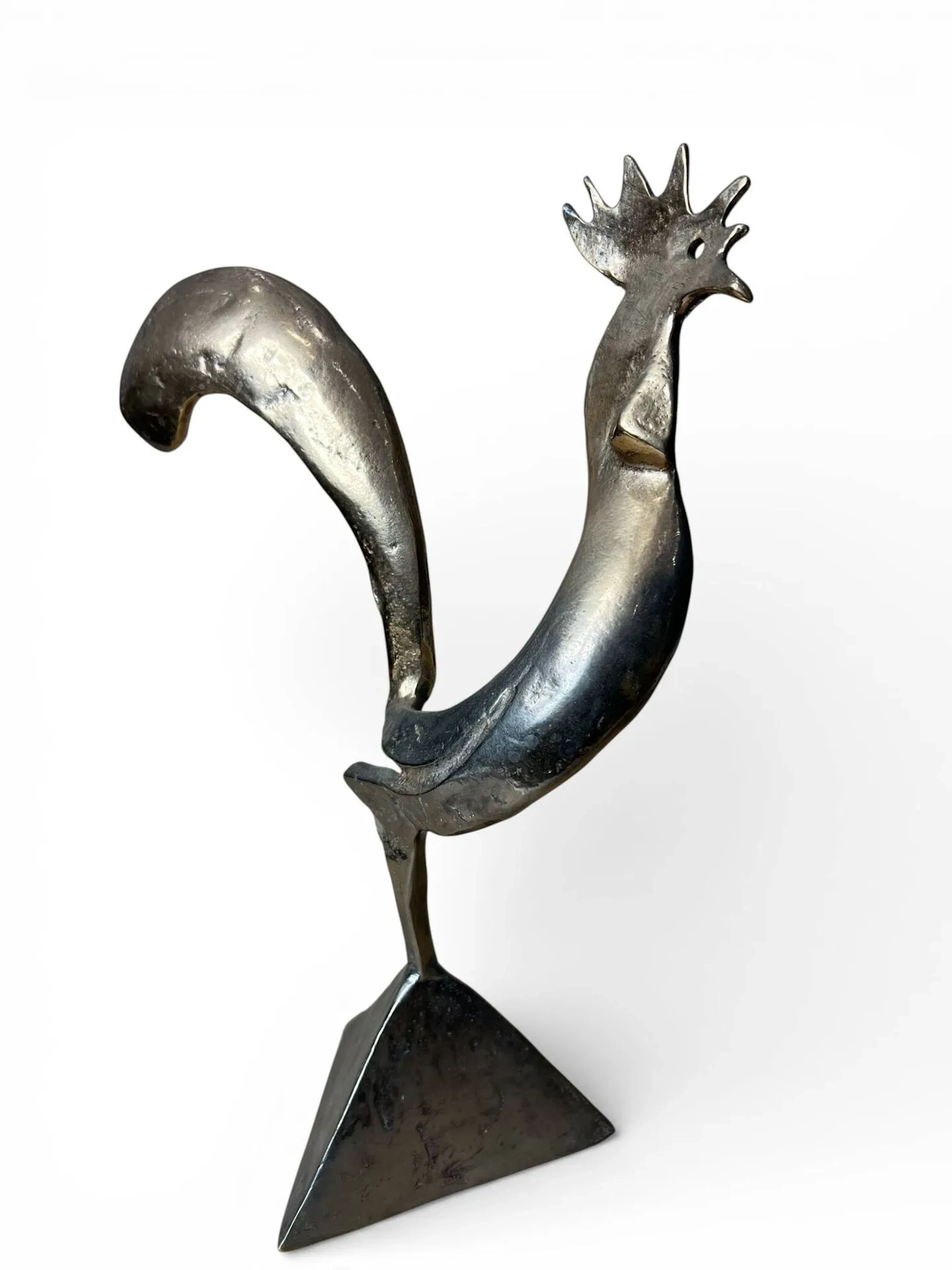 LOHE Yves (né en 1947) Coq bronze à patine dorée, sur le coté LOHE Ht. : 36 cm