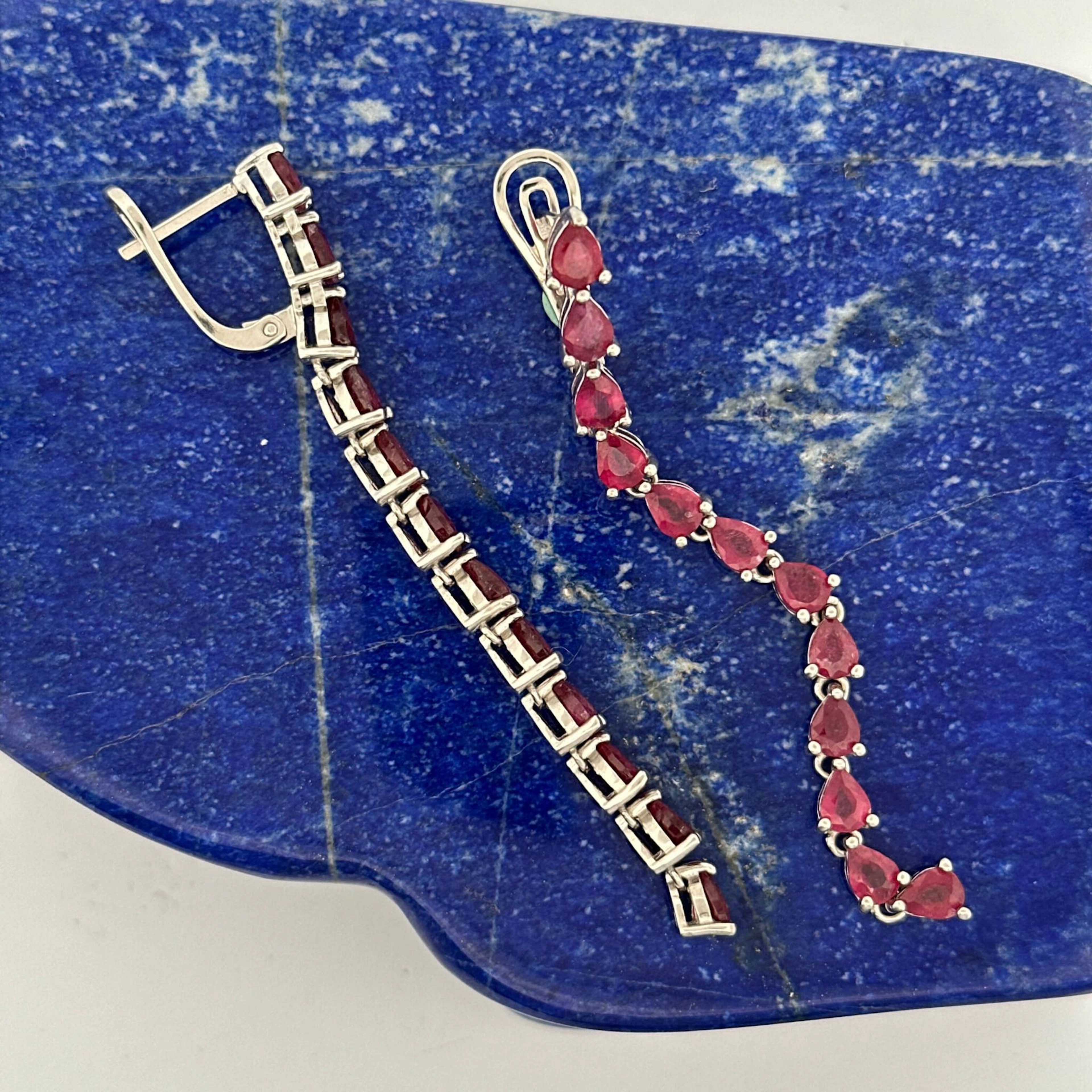 Pair of "Line" earrings in sterling silver (925) set with a - Lot 348