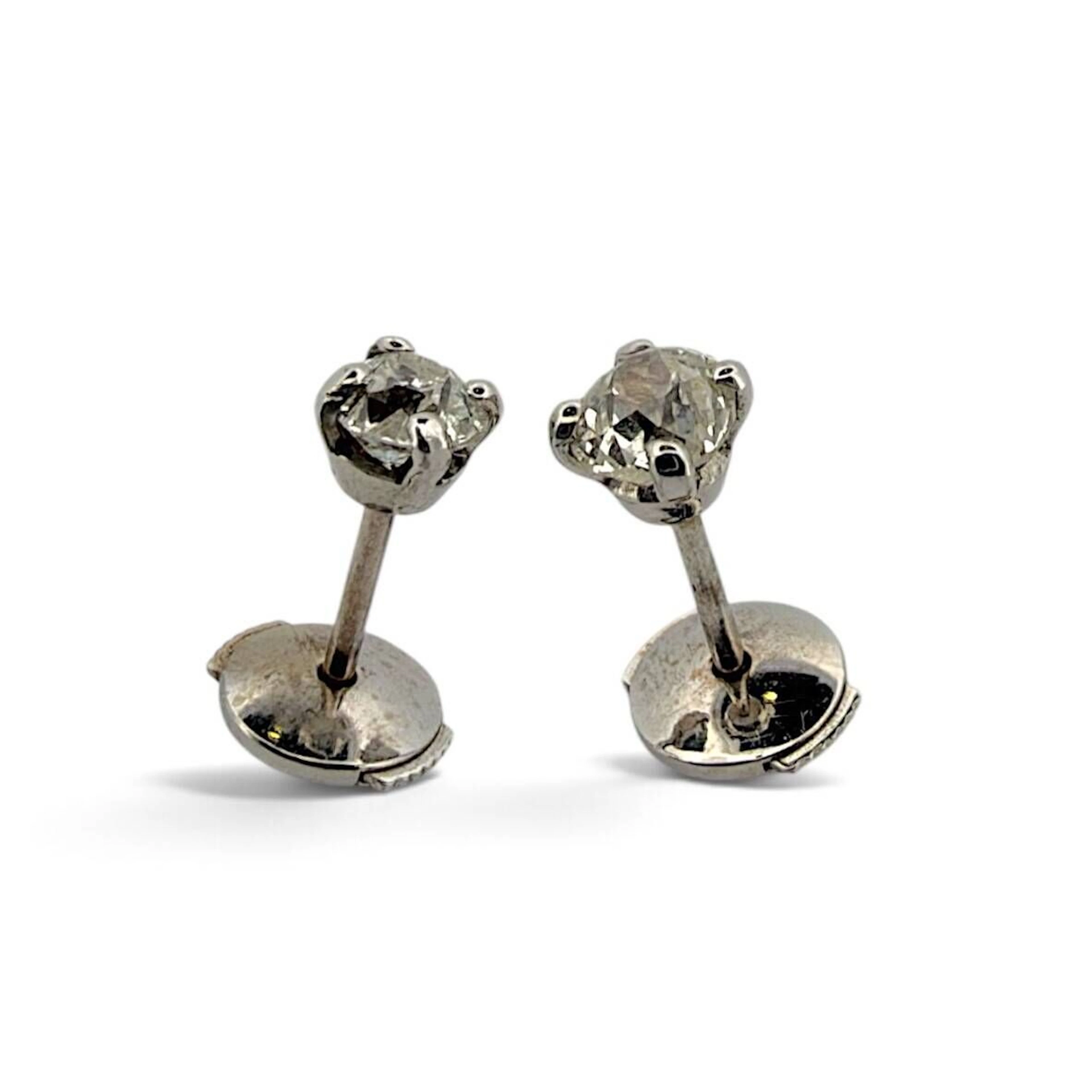 Pair of white gold (750) stud earrings set with old-cut diam - Lot 151