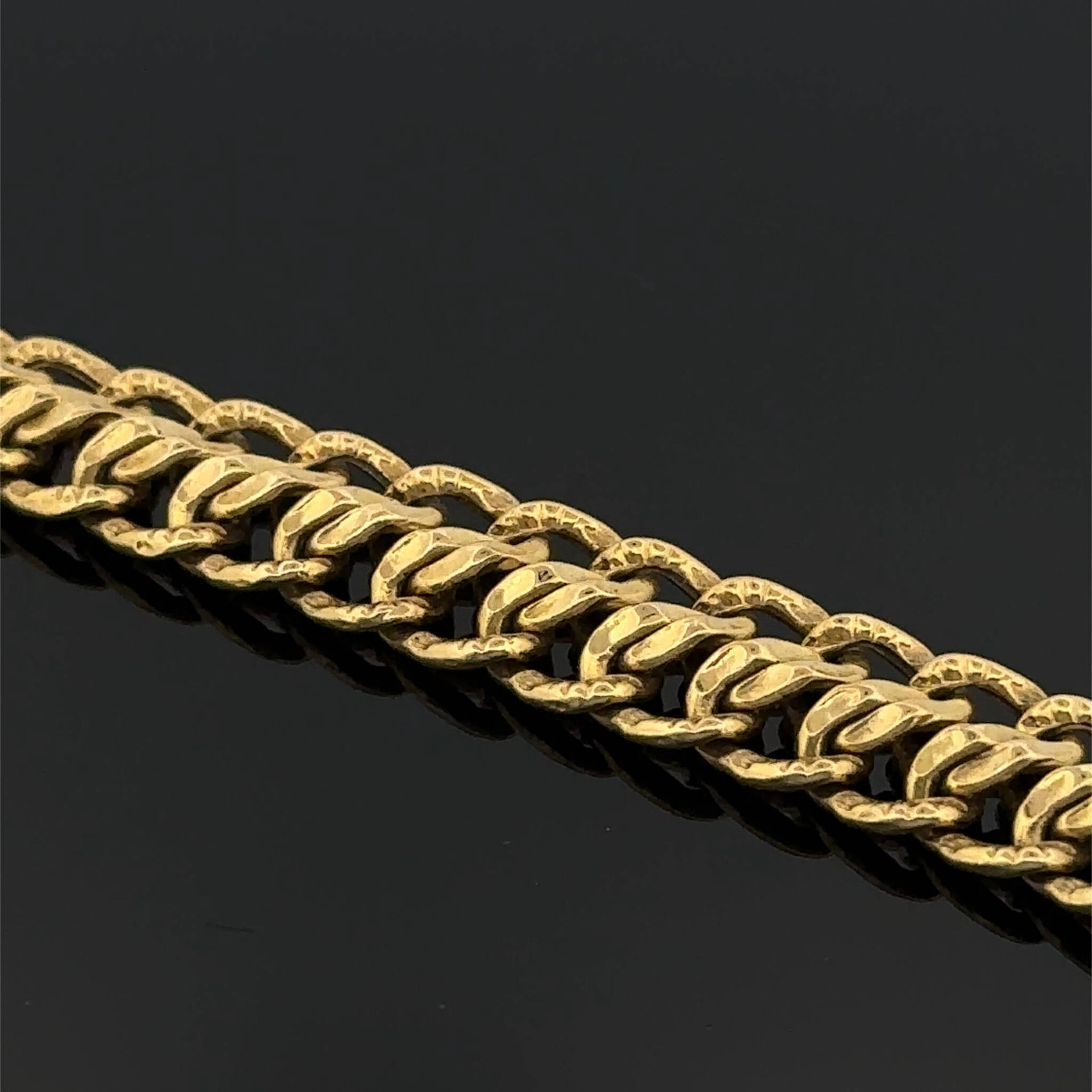 Yellow and white gold (750) bracelet with an American link d - Lot 236