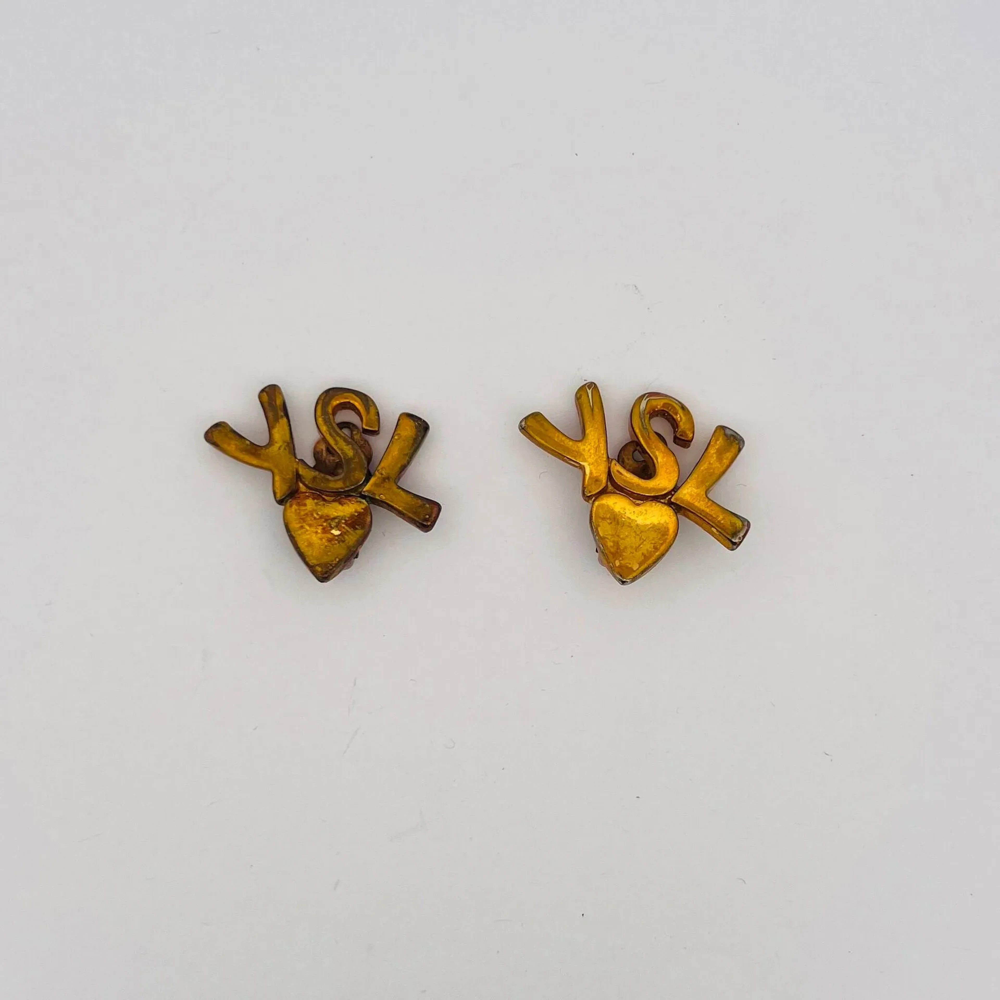 YVES SAINT LAURENT - Lot 329