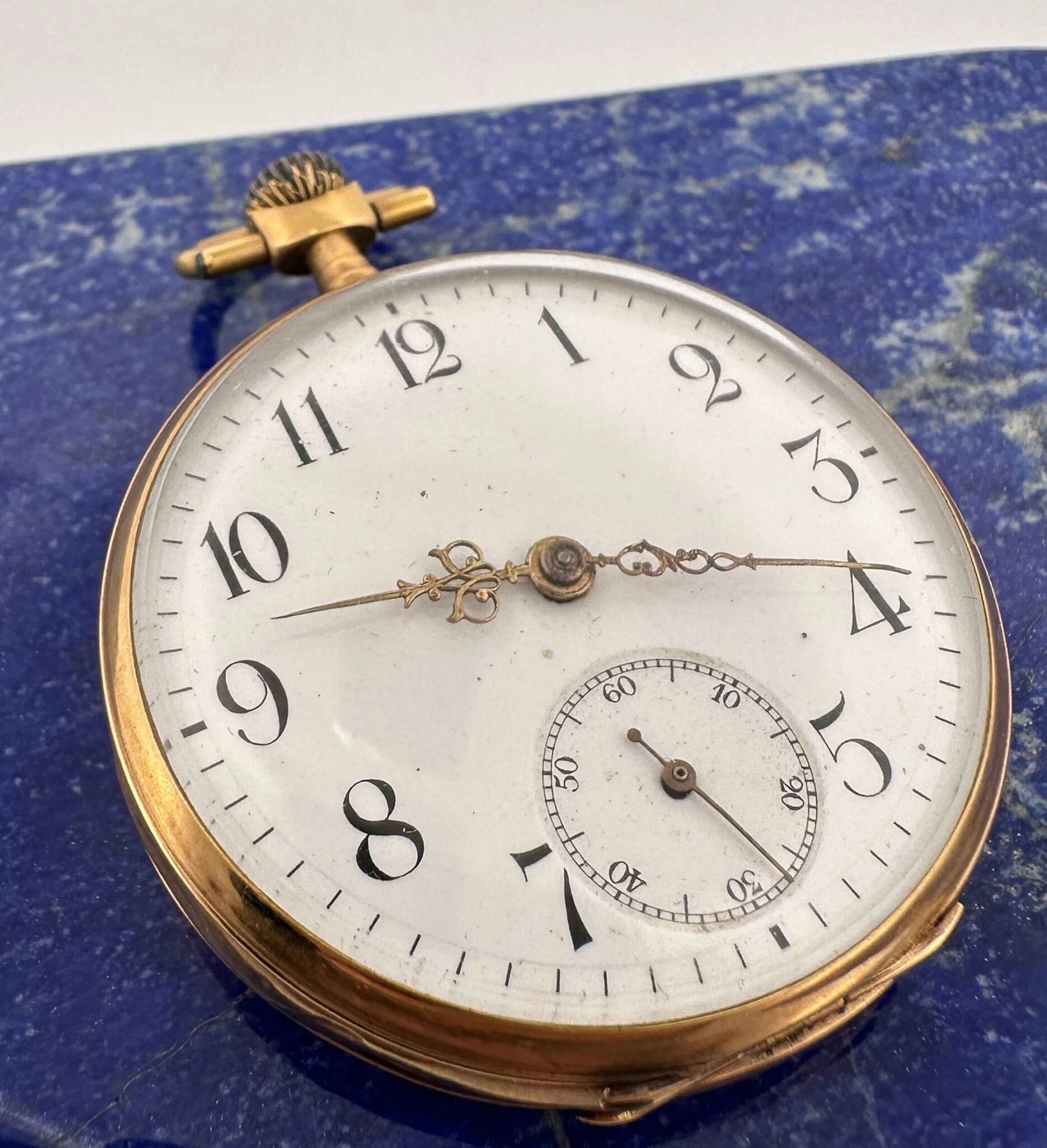 Yellow gold (750) pocket watch with a white enamel dial, Ara - Lot 29