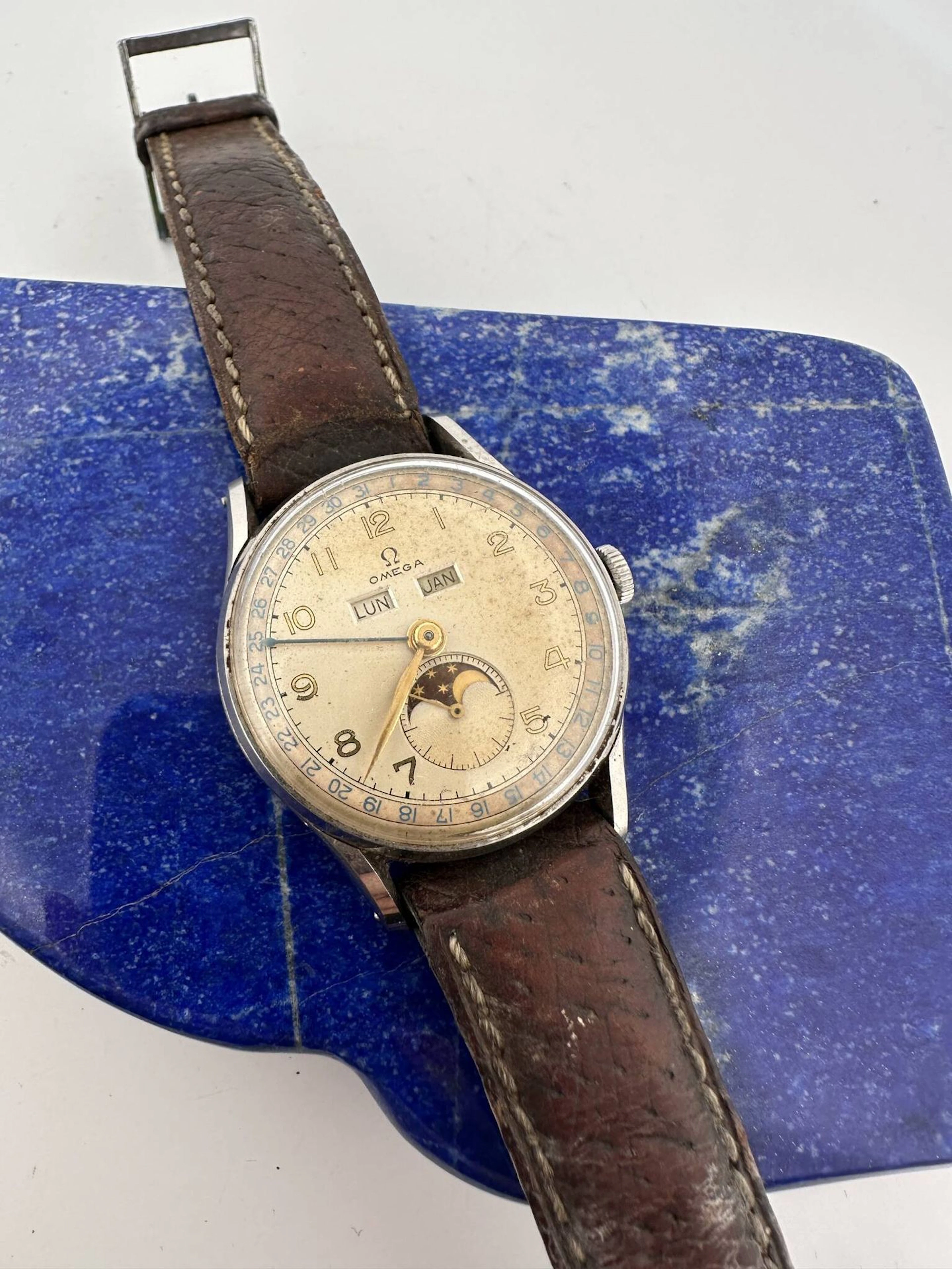 OMEGA - Lot 339