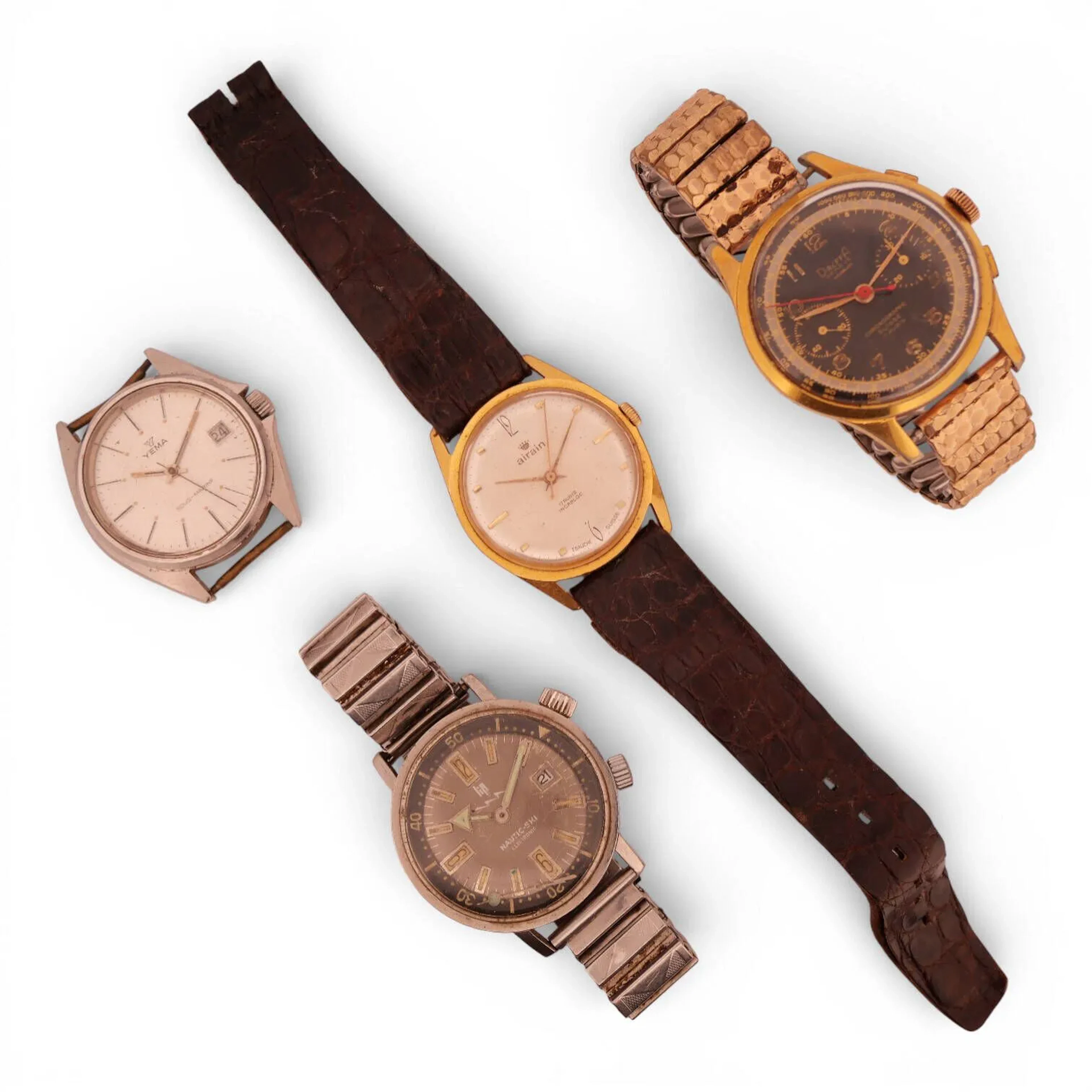 Lot of 4 watches including YEMA Sous-marine, DREFFA Genève c - Lot 384