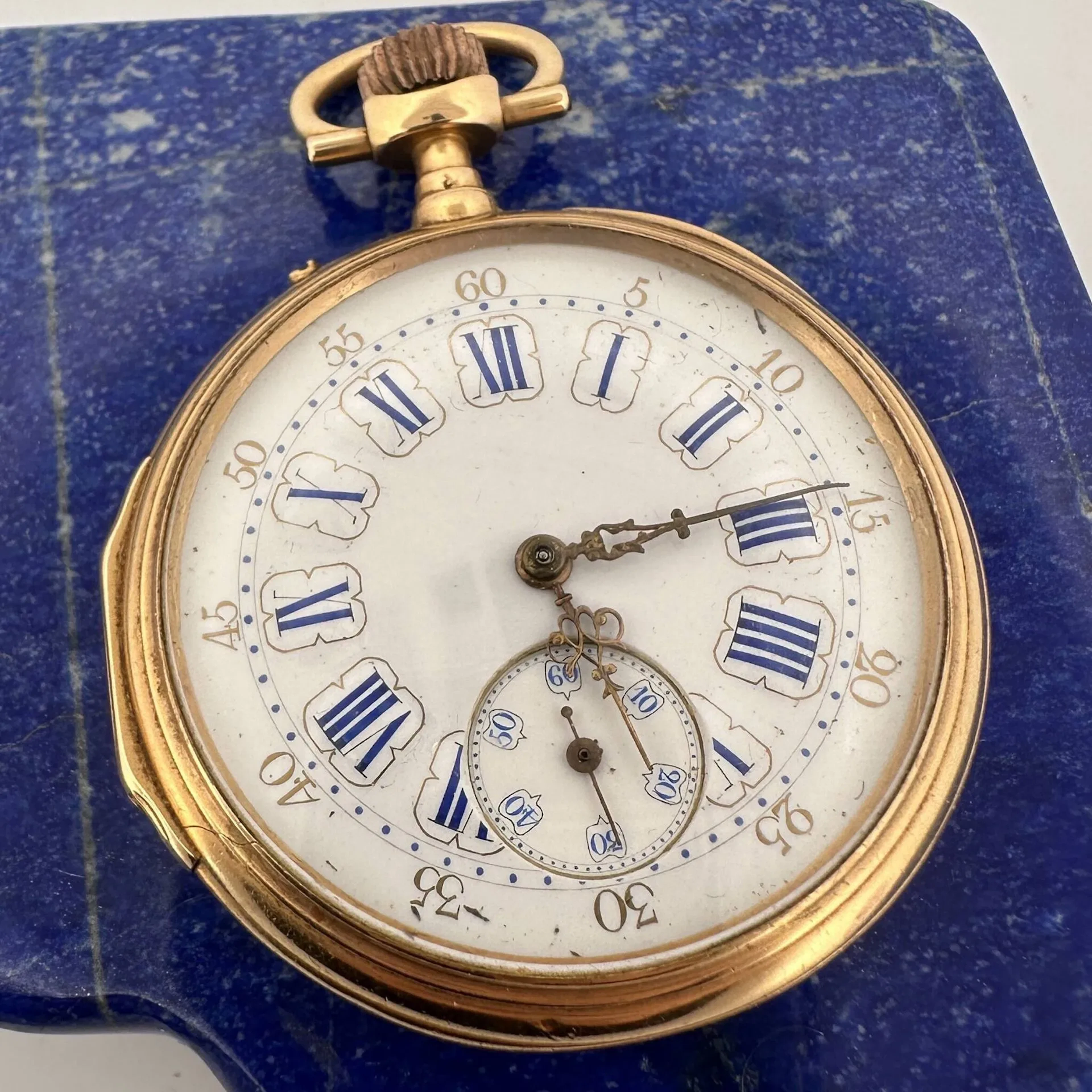 Yellow gold pocket watch with a white enamel dial, enameled - Lot 22