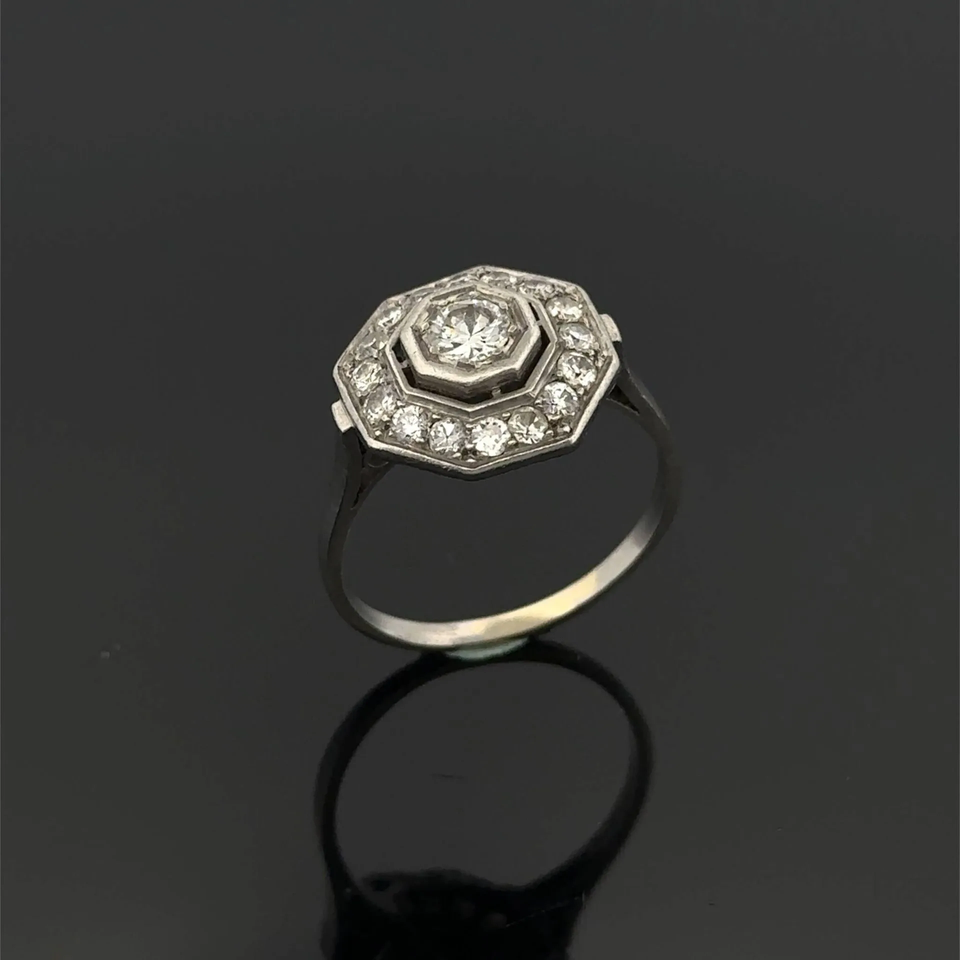 Openwork octagonal ring in white gold (750) and platinum (95 - Lot 227