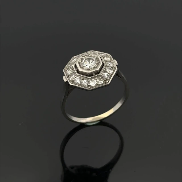 Openwork octagonal ring in white gold (750) and platinum (95 - Lot 227