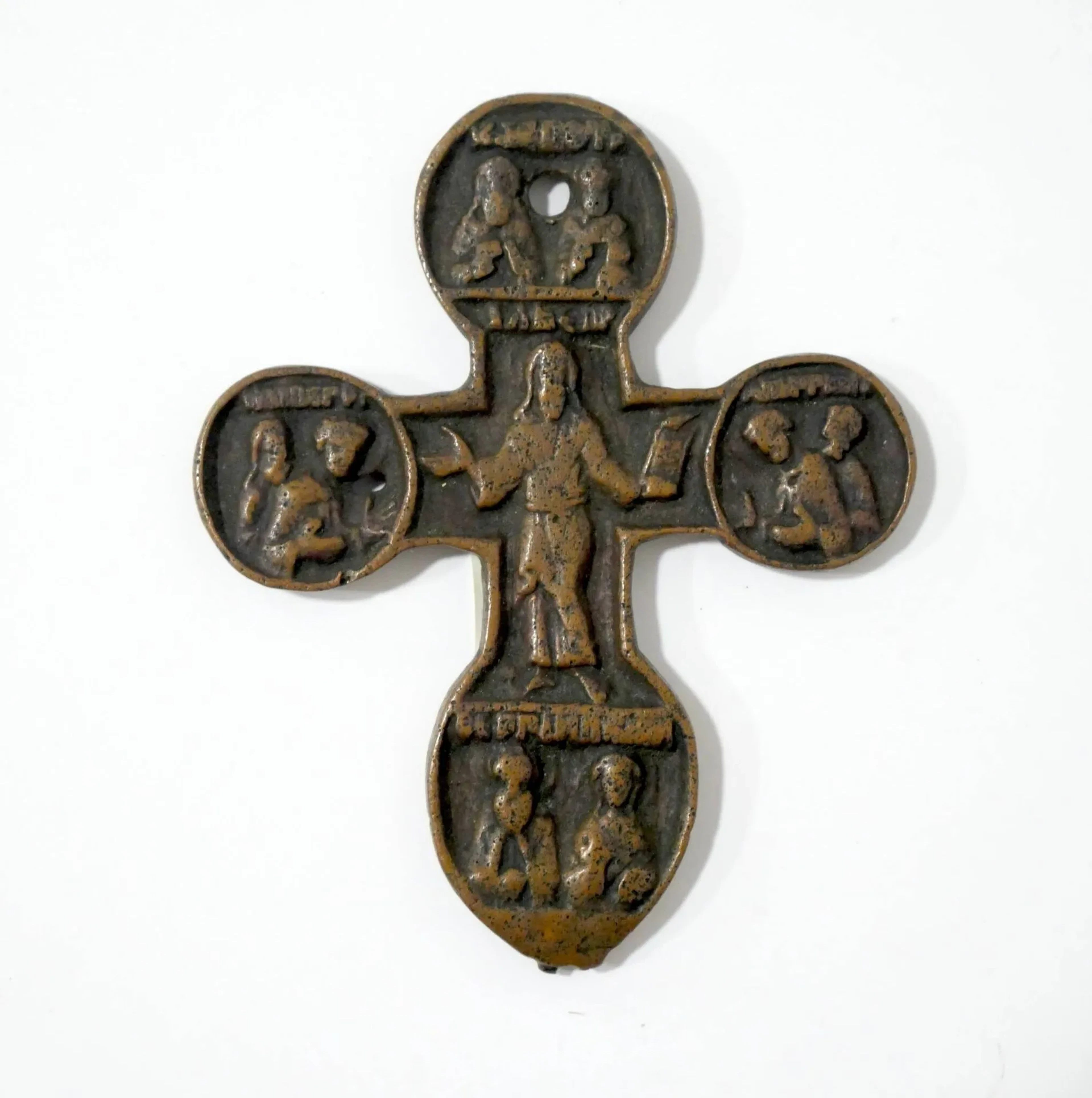 Bronze half-cross enkolpion - Lot 105