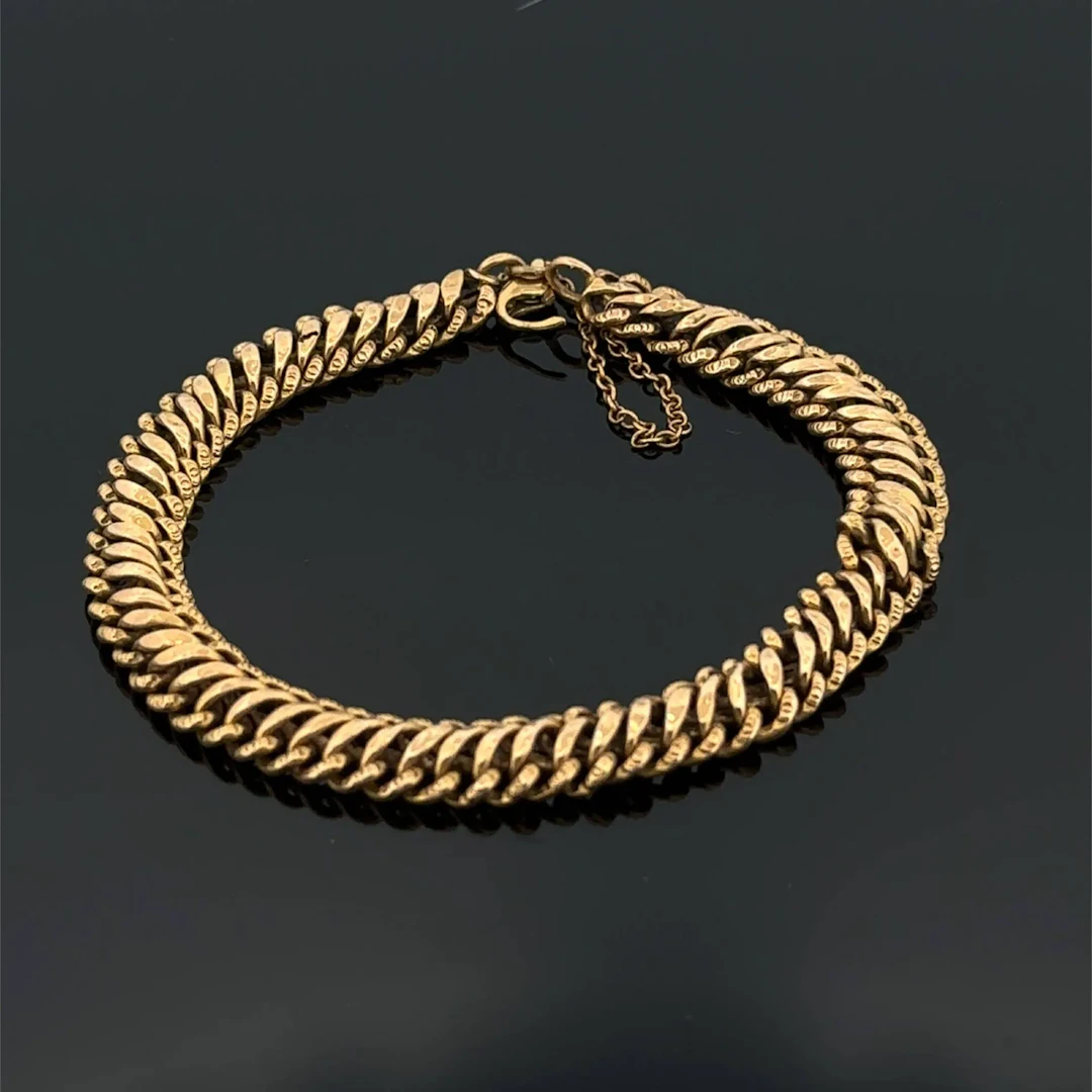 Rose gold (750) bracelet with intertwined links, some of whi - Lot 221