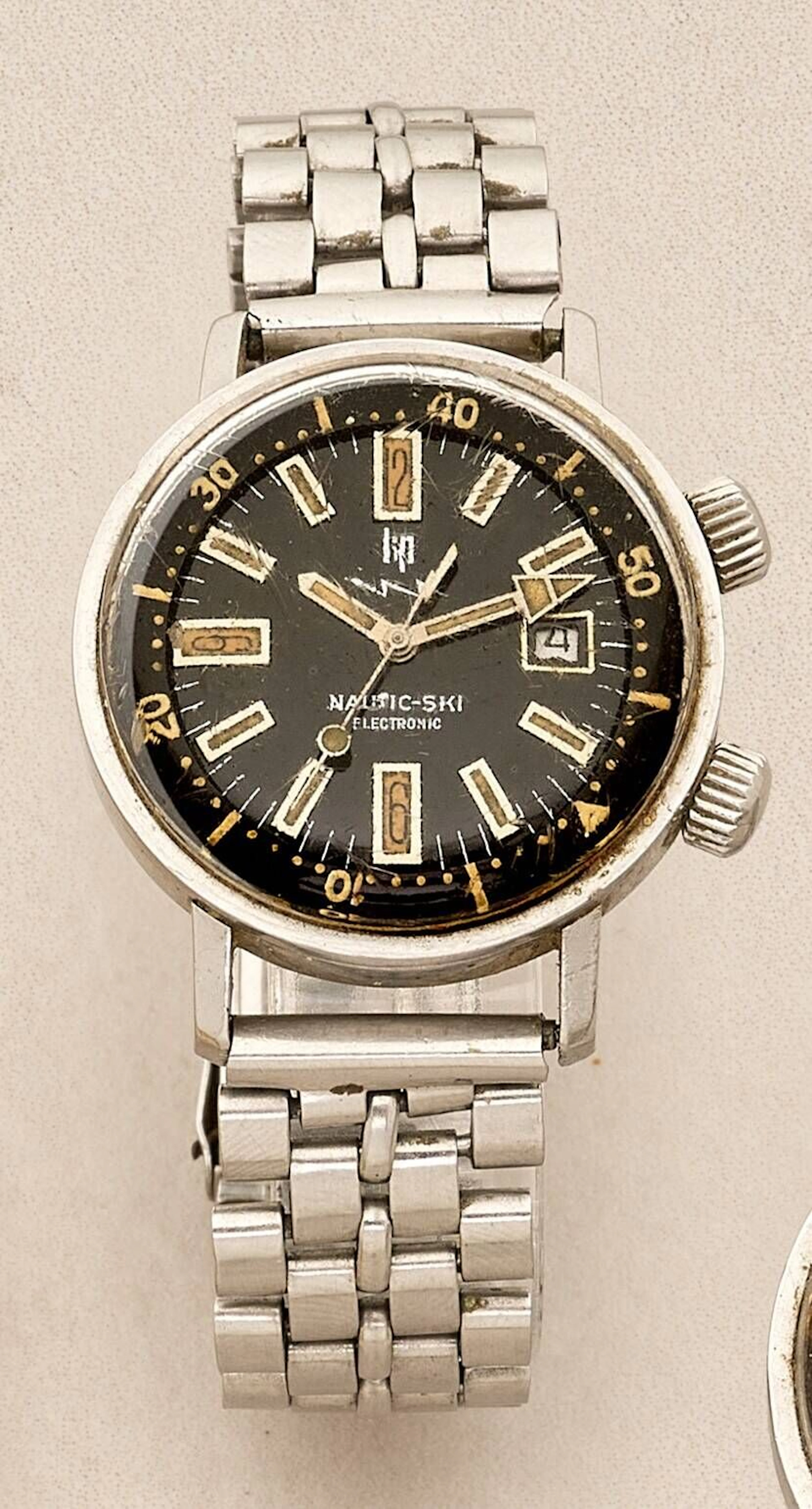 LIP NAUTIC-SKI ELECTRONIC - Lot 151