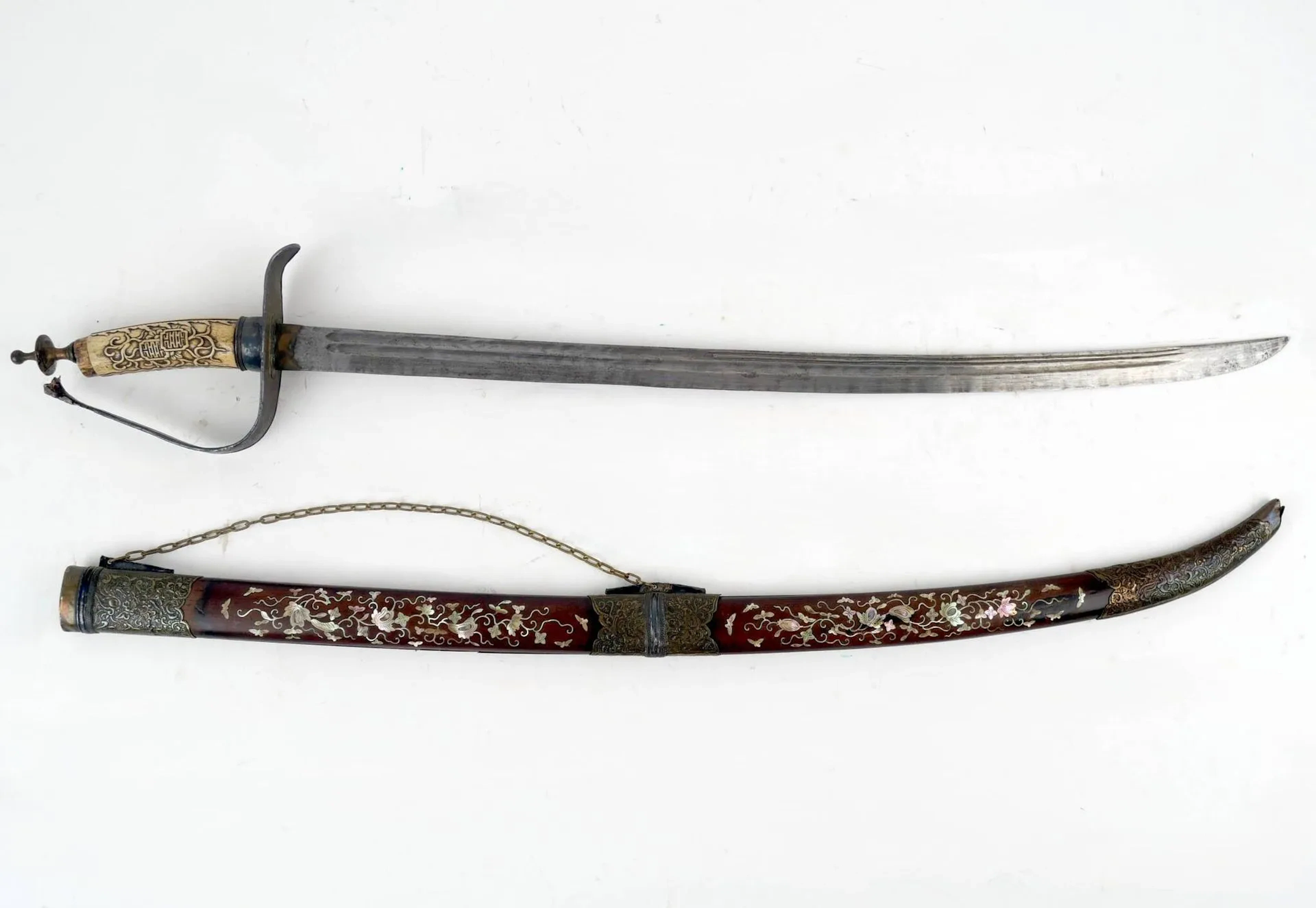 Vietnam, ceremonial saber for a dignitary. - Lot 45