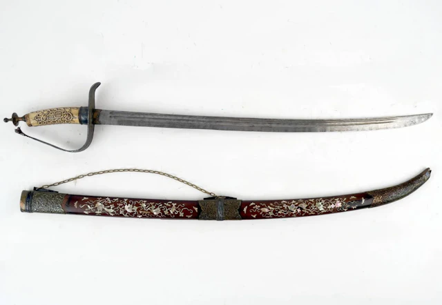 Vietnam, ceremonial saber for a dignitary. - Lot 45