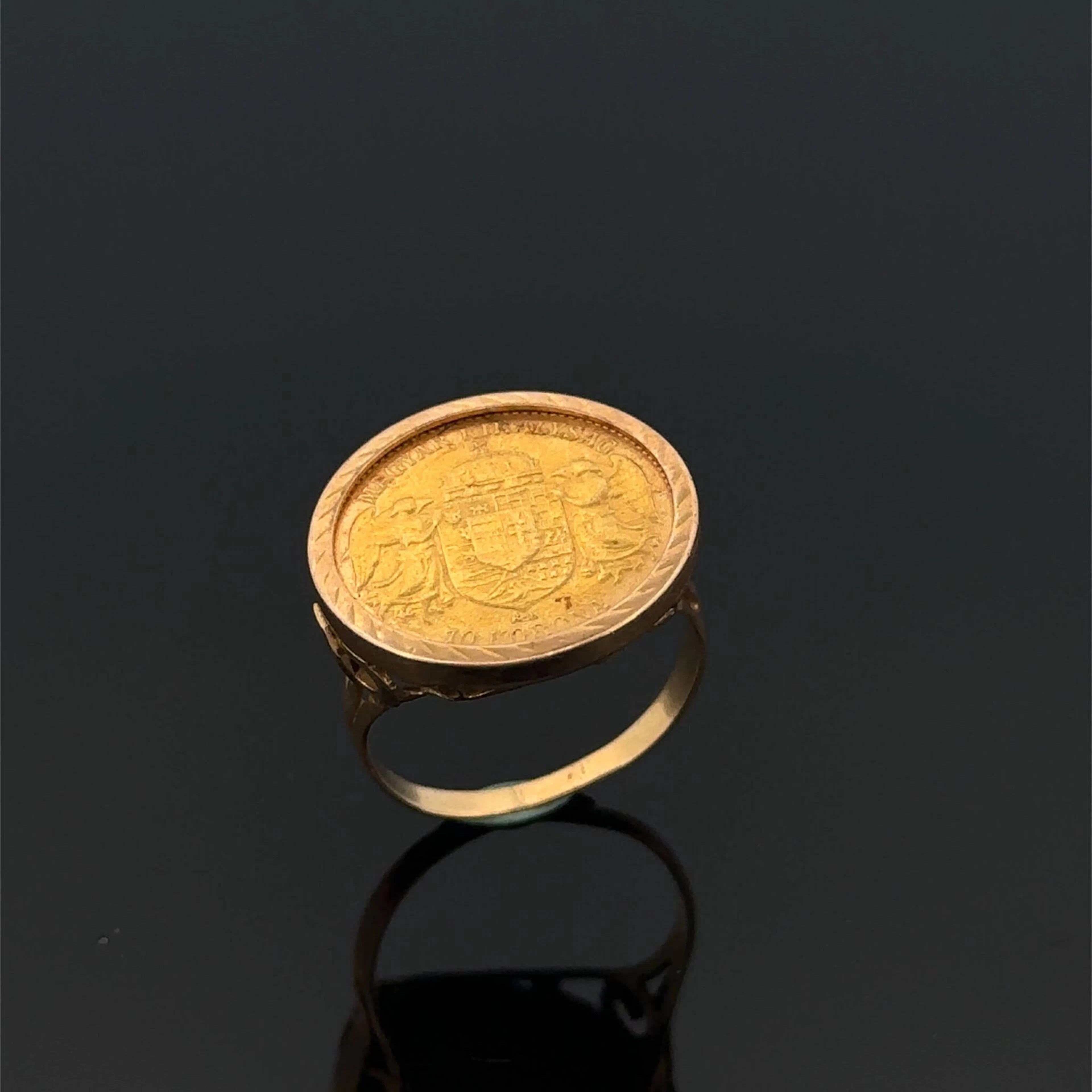Yellow gold (750) ring featuring a 10-korona coin of Franz J - Lot 242