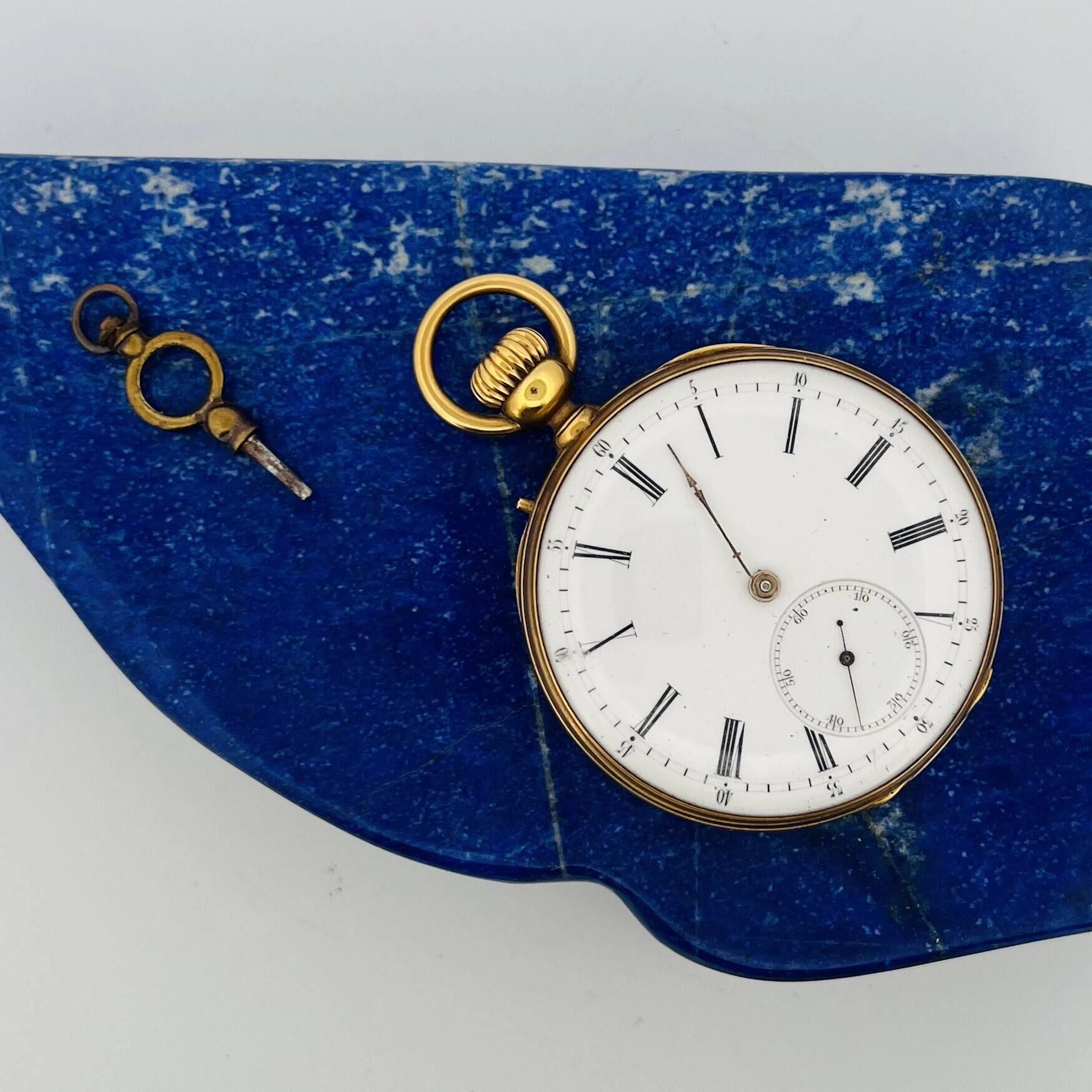 Yellow gold pocket watch with a white enamel dial, Roman num - Lot 327