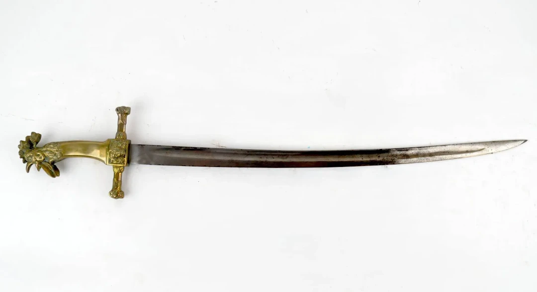 Saber modeled after the Garde sapeurs or "head of column" st - Lot 49