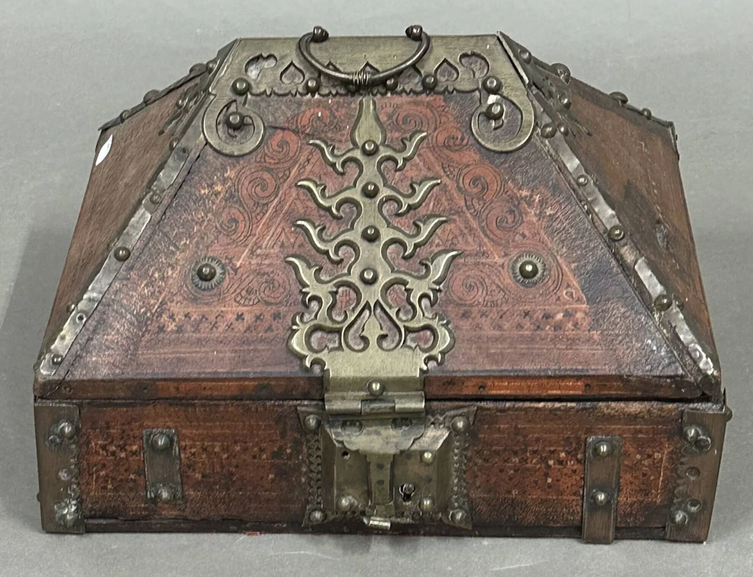 INDIA - Lot 144