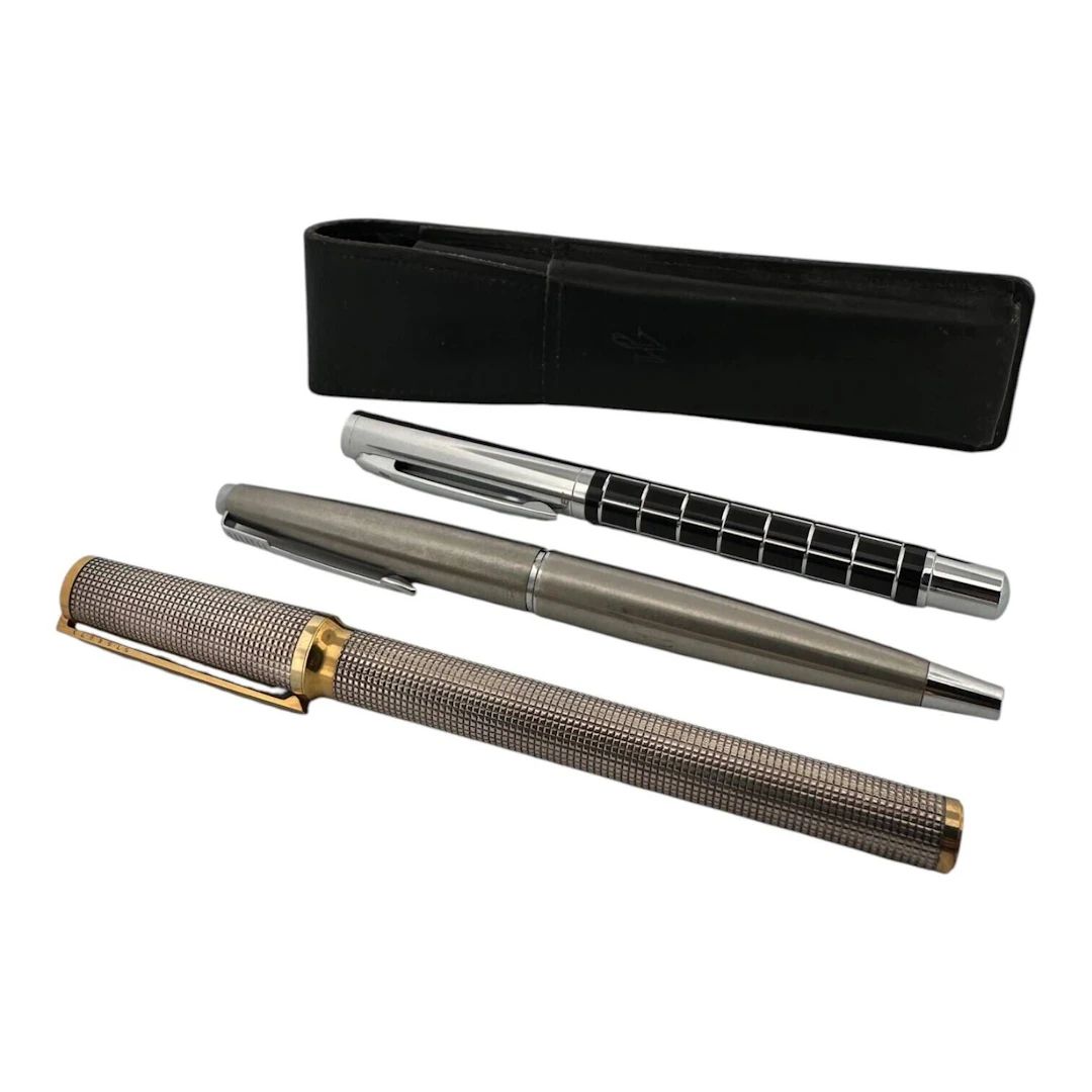 Set of three pens, including: - Lot 89