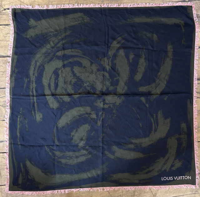 LOUIS VUITTON - Lot 159