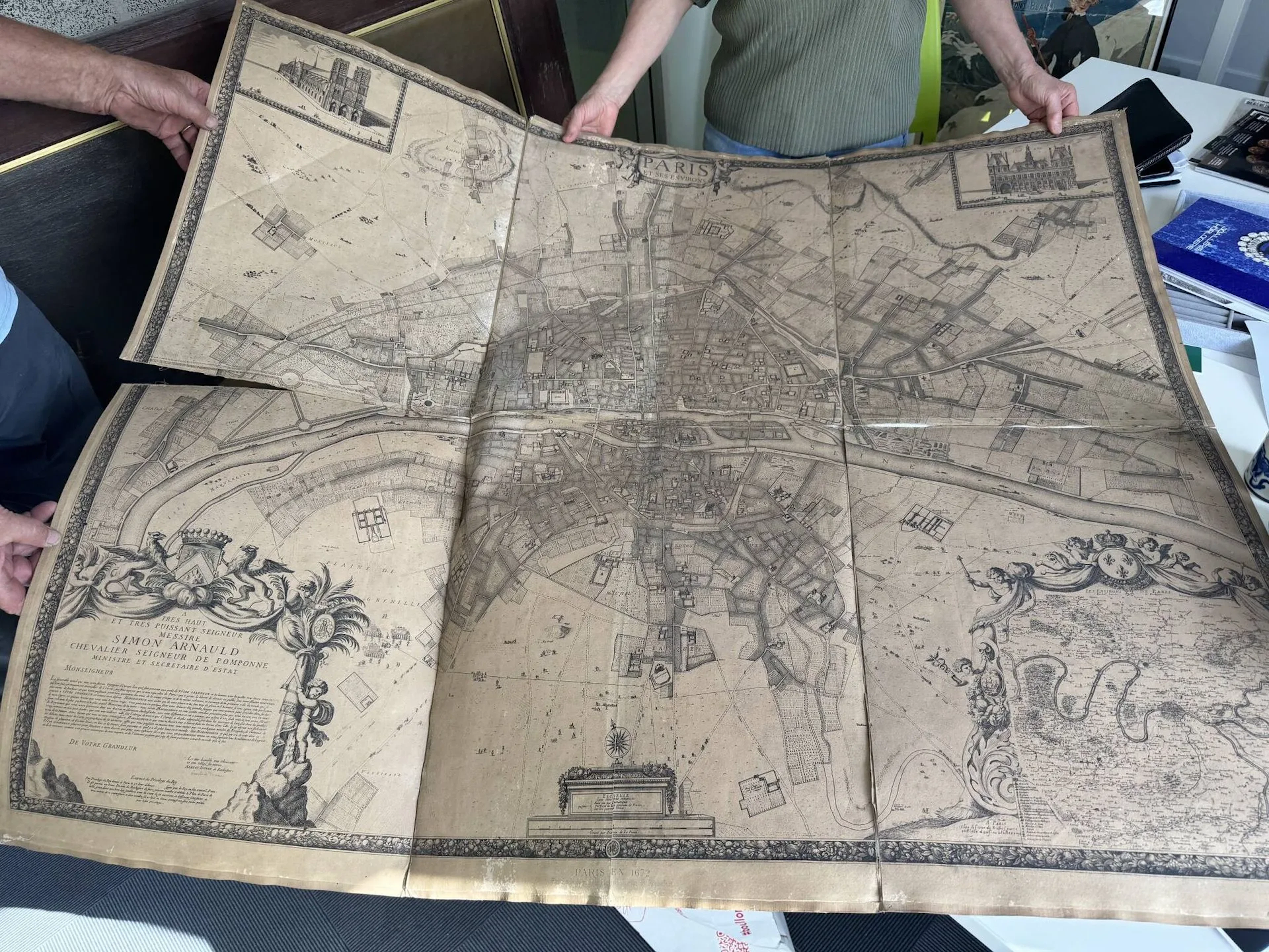 "Paris and Its Surroundings" - Lot 38