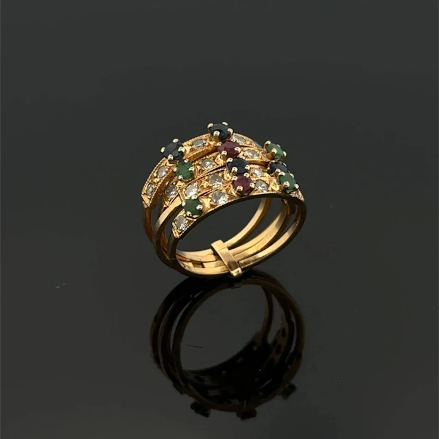 Articulated four-ring yellow gold (750) ring, set with 8/8 d - Lot 276