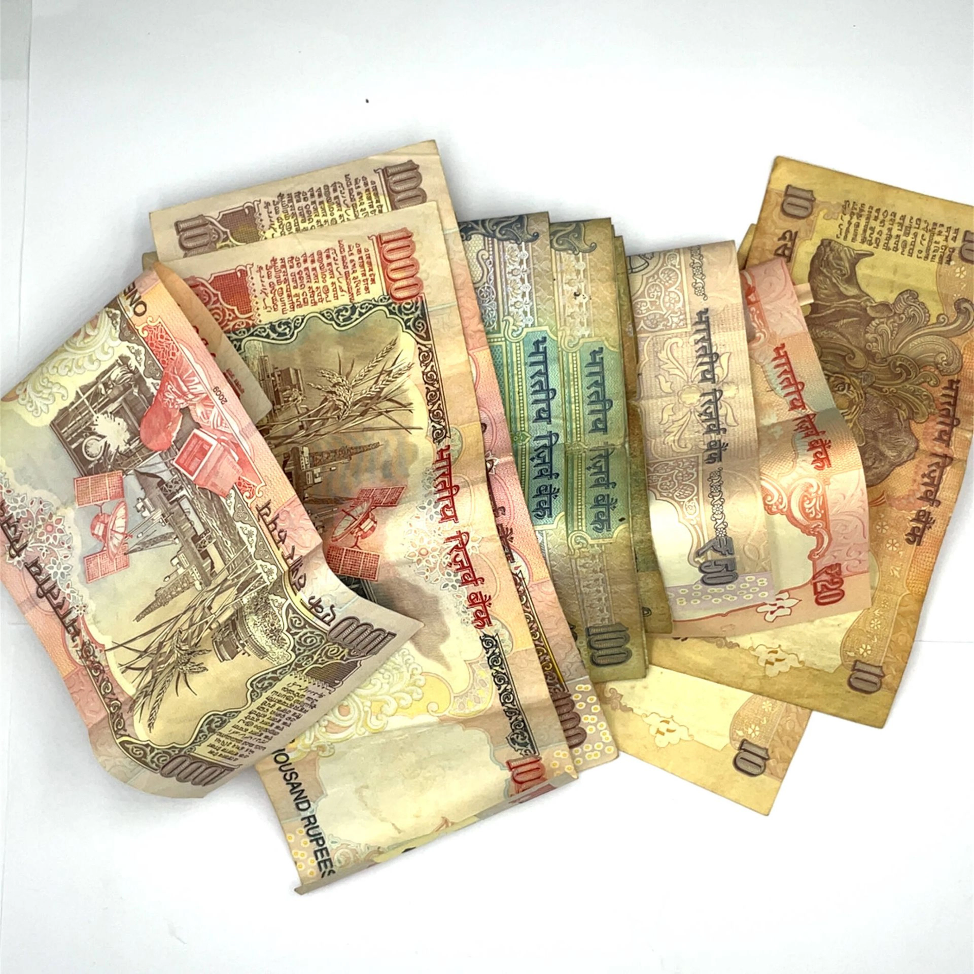 Set of 14 modern Indian banknotes: 10, 20, 50, 100, and 1,00 - Lot 21