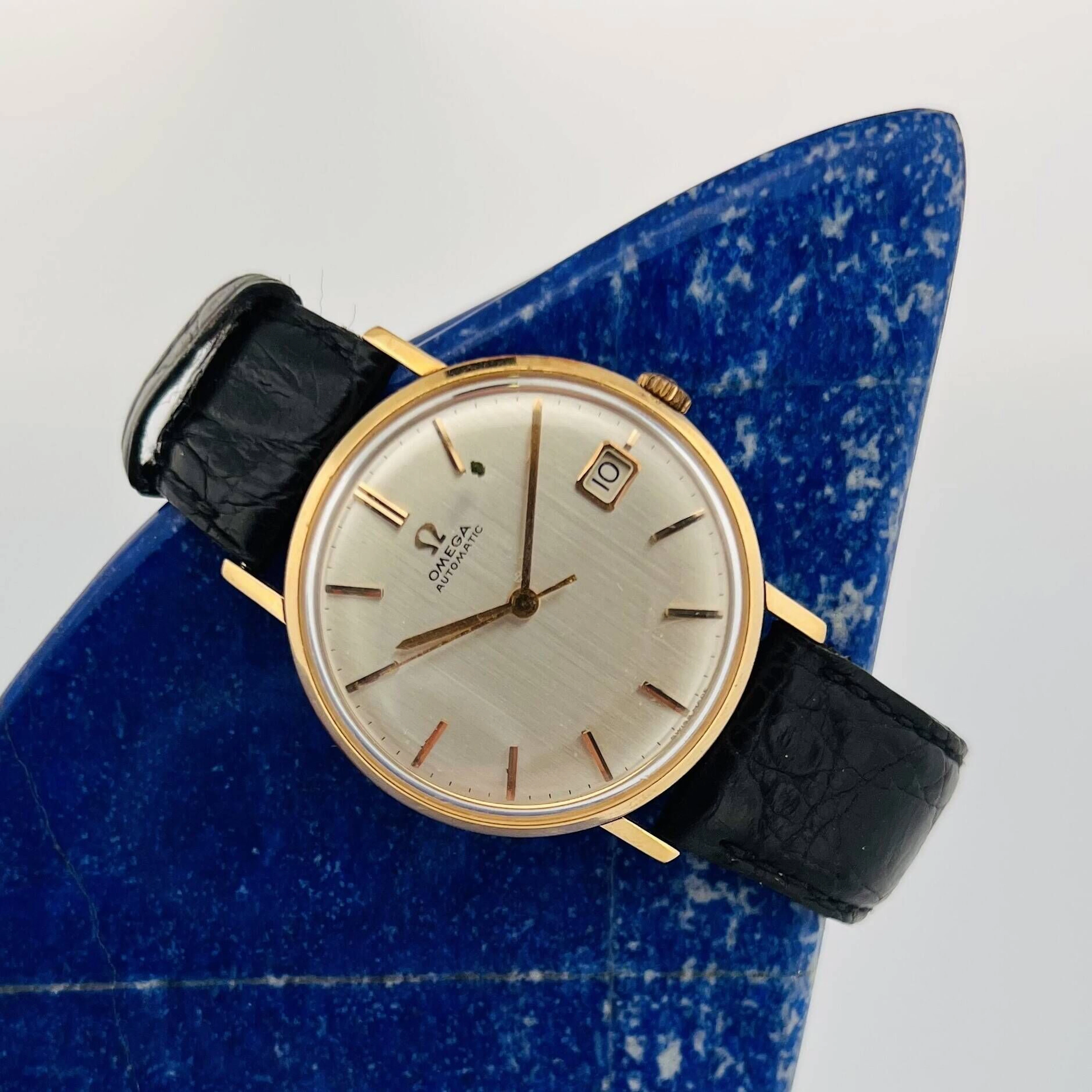 OMEGA AUTOMATIC - Lot 70