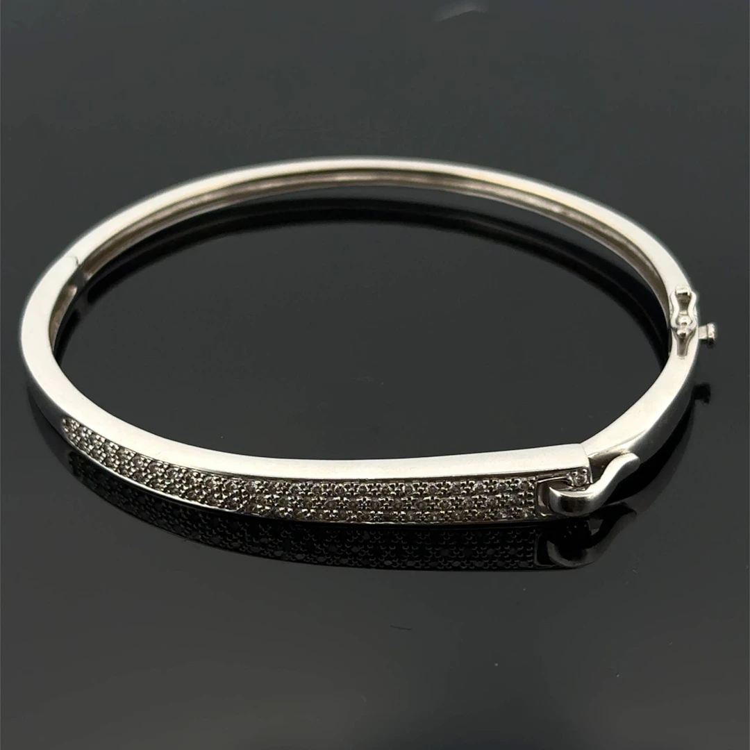 Guy Laroche - Lot 344