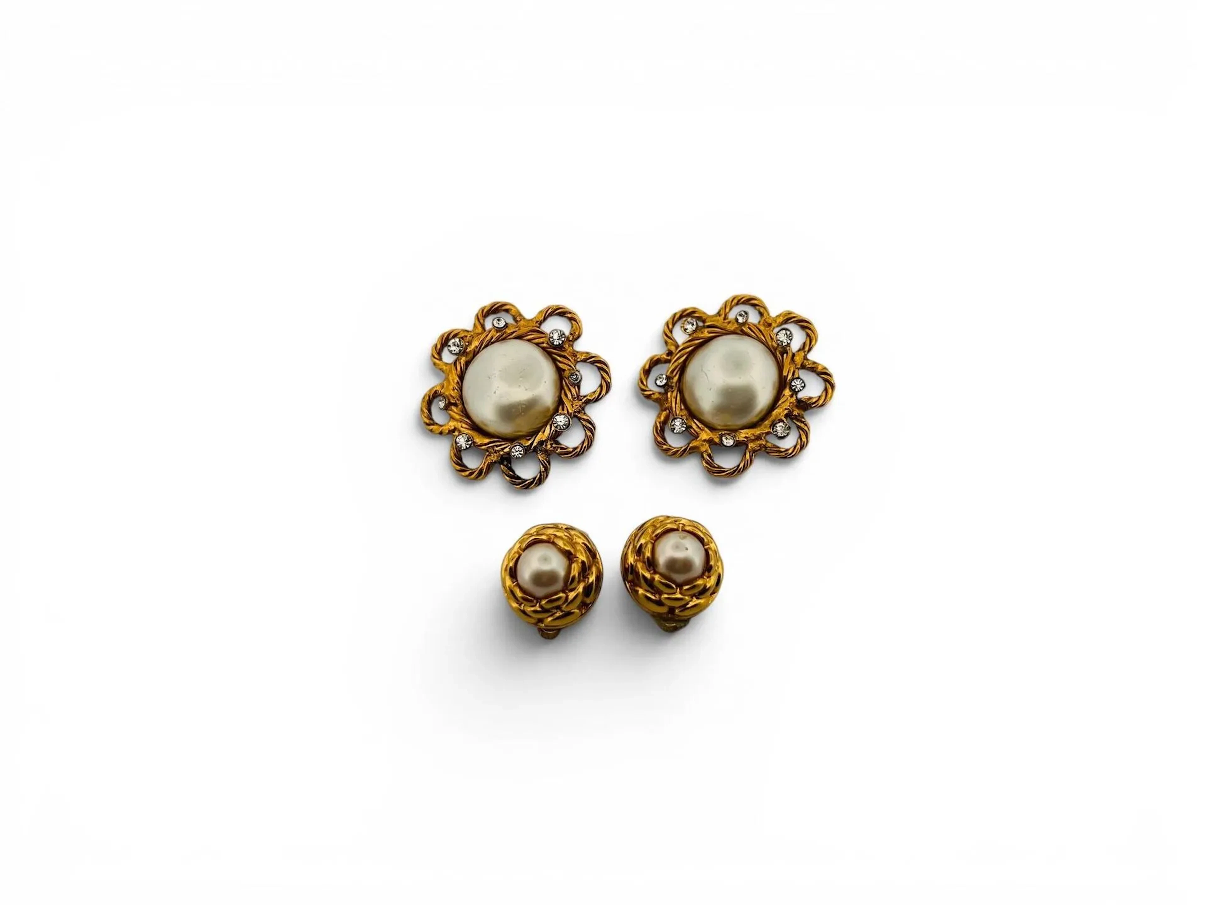 Lot including: - Lot 290