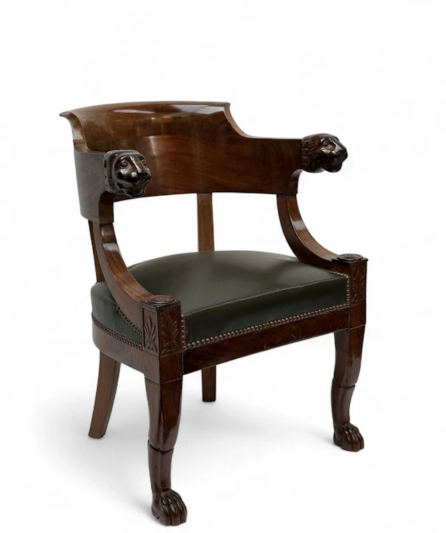 Mahogany and mahogany veneer cabinet armchair. - Lot 325