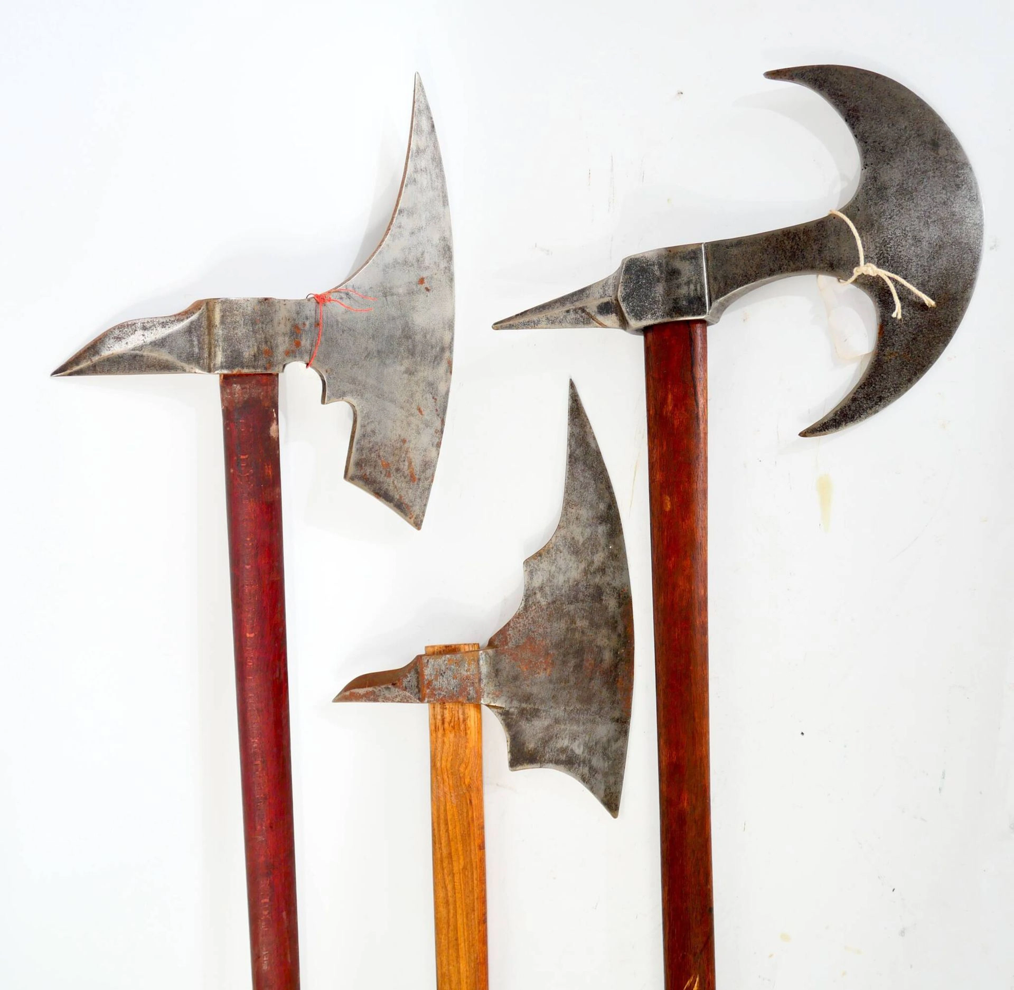 Set of three battle axes. - Lot 29