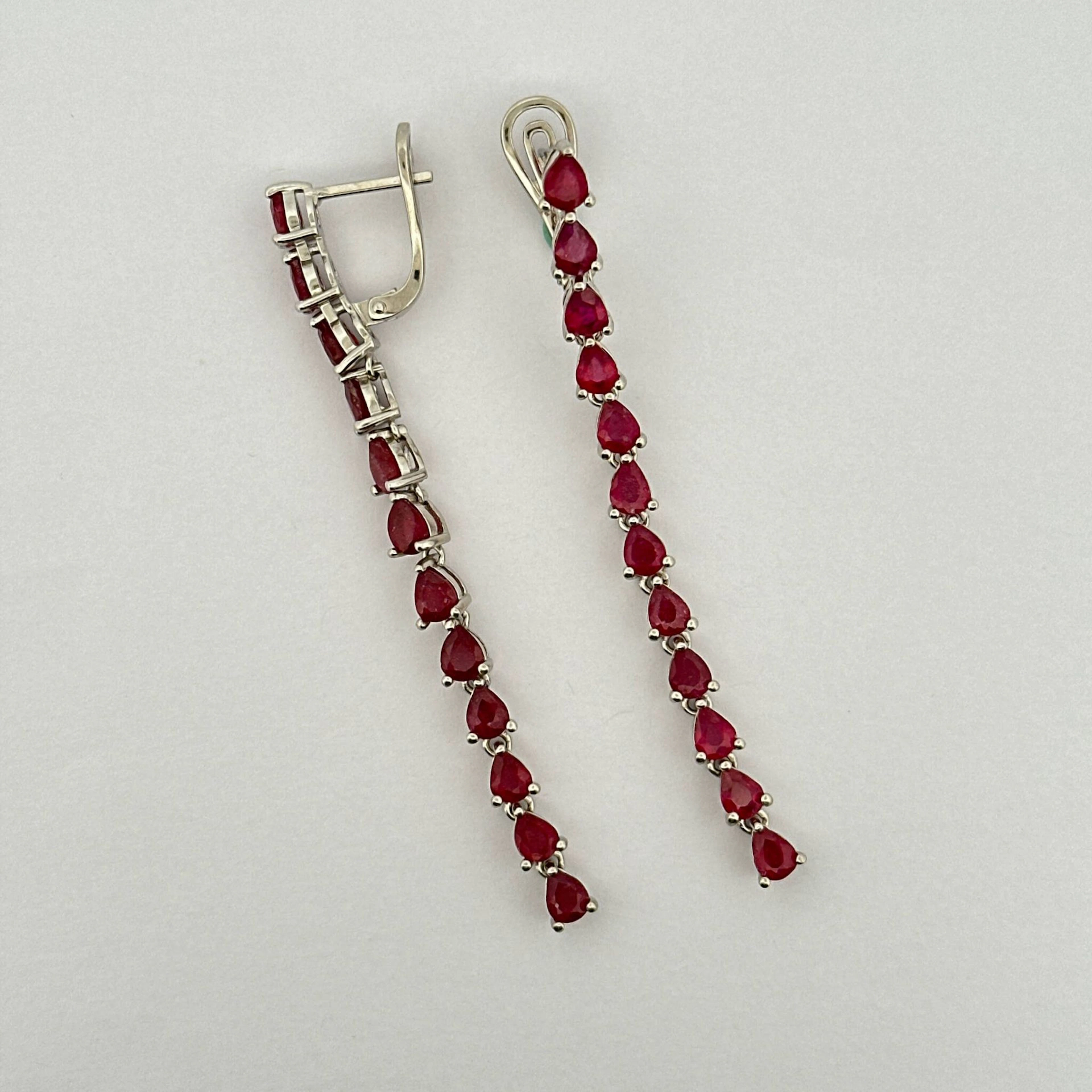 Pair of "Line" earrings in sterling silver (925) set with a - Lot 349
