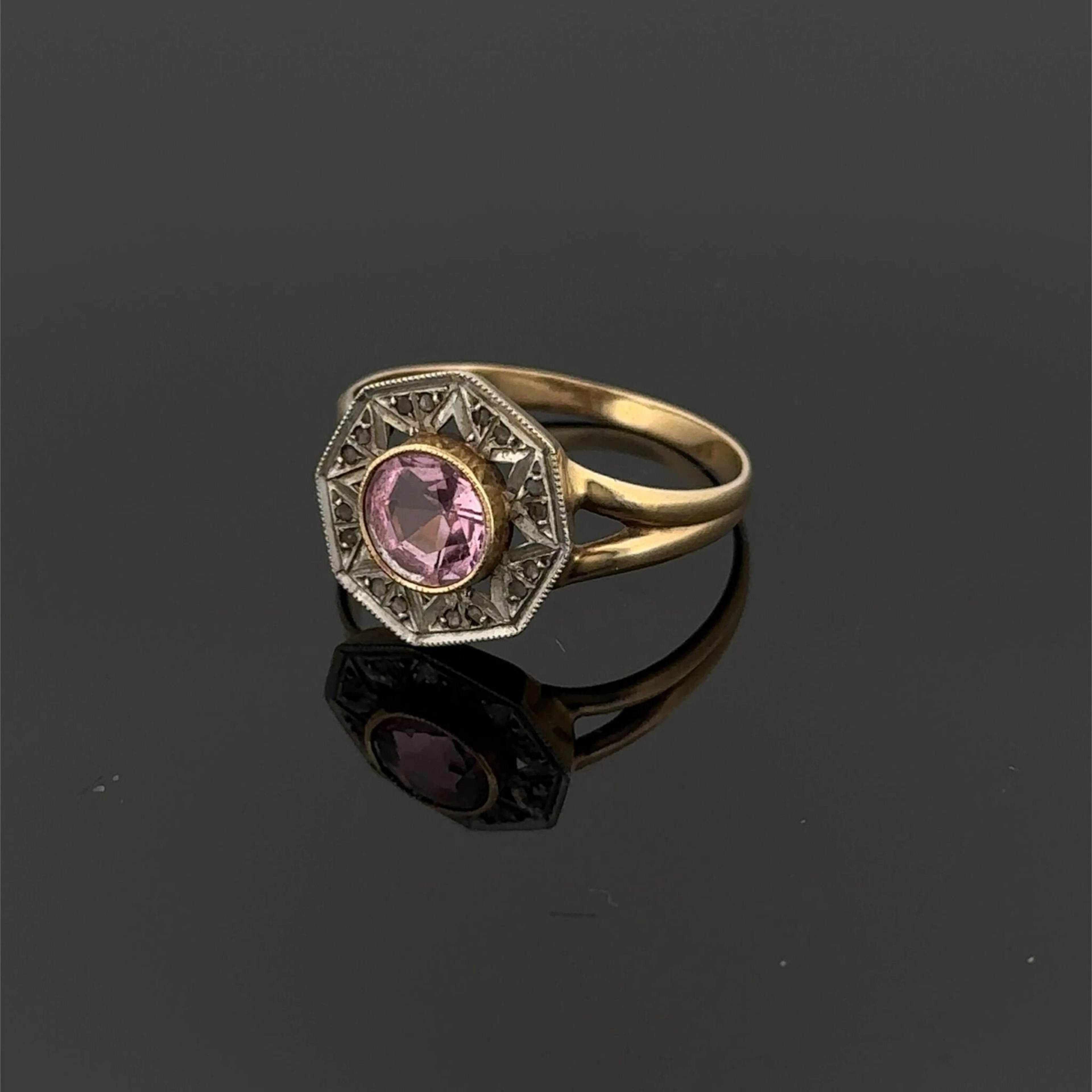 Hexagonal ring in yellow and white gold (750) set with a pin - Lot 168