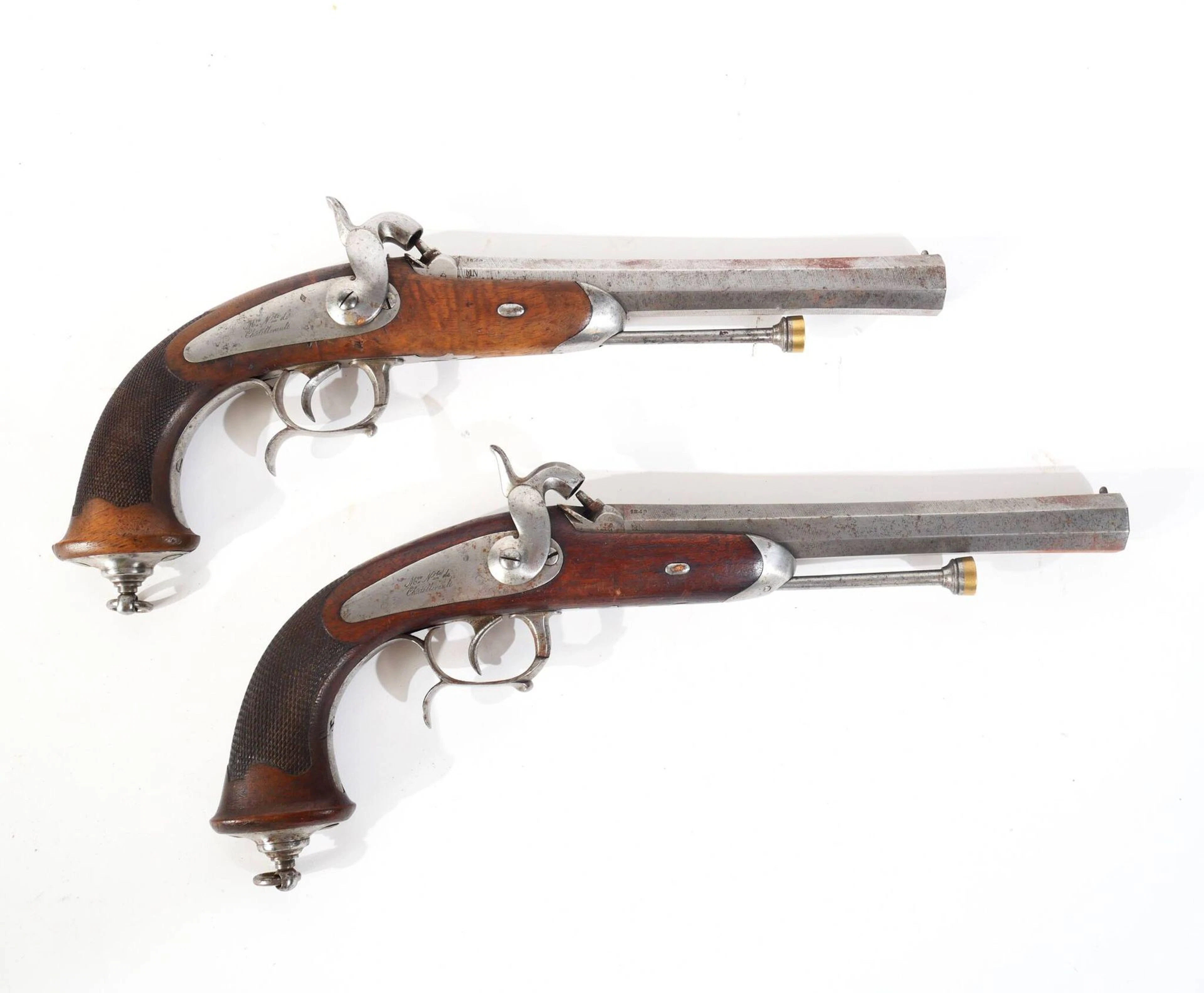 Pair of regulation 1833 Model, Type II saddle pistols. - Lot 6