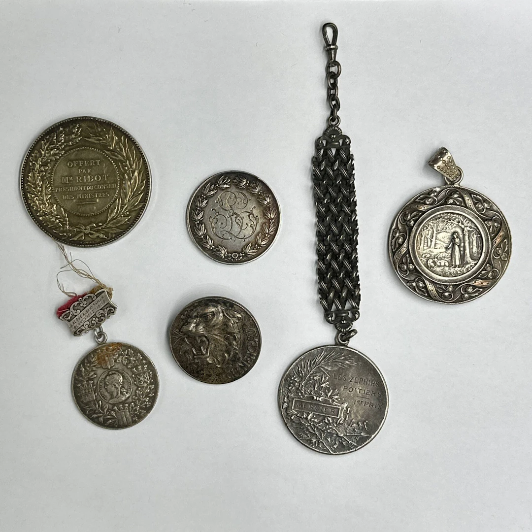 Set of six medals, including four silver ones: - Lot 64