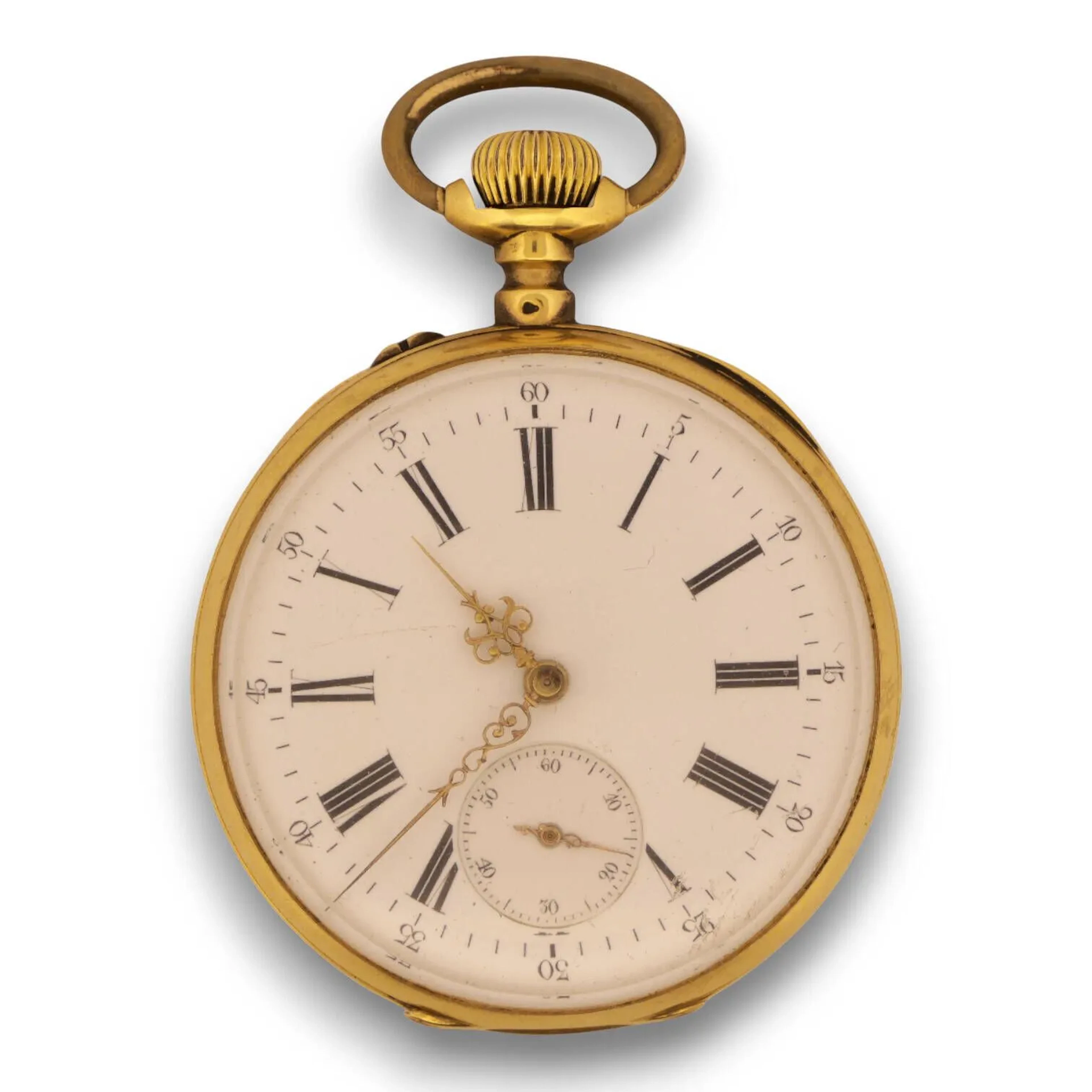 Montre de gousset en or jaune (750) à cadran émaillé blanc émaillé en plein. Chiffres romains pour les heures et arabes pour les minutes, trotteuse à 6 heures et aiguilles type persil. Couvercle du boîtier à décor ciselé d'un chiffre "AM". Mouvement mécanique, remontage au pendant, échappement à ancre, spiral Breguet, balancier compensé. Seconde moitié du XIXème siècle Titre: Tête de cheval, Maître orfèvre: illisible Poids brut: 92,1 gr Diam. 48 mm Rayures à la glace en plexi, usures à la dorure des aiguilles