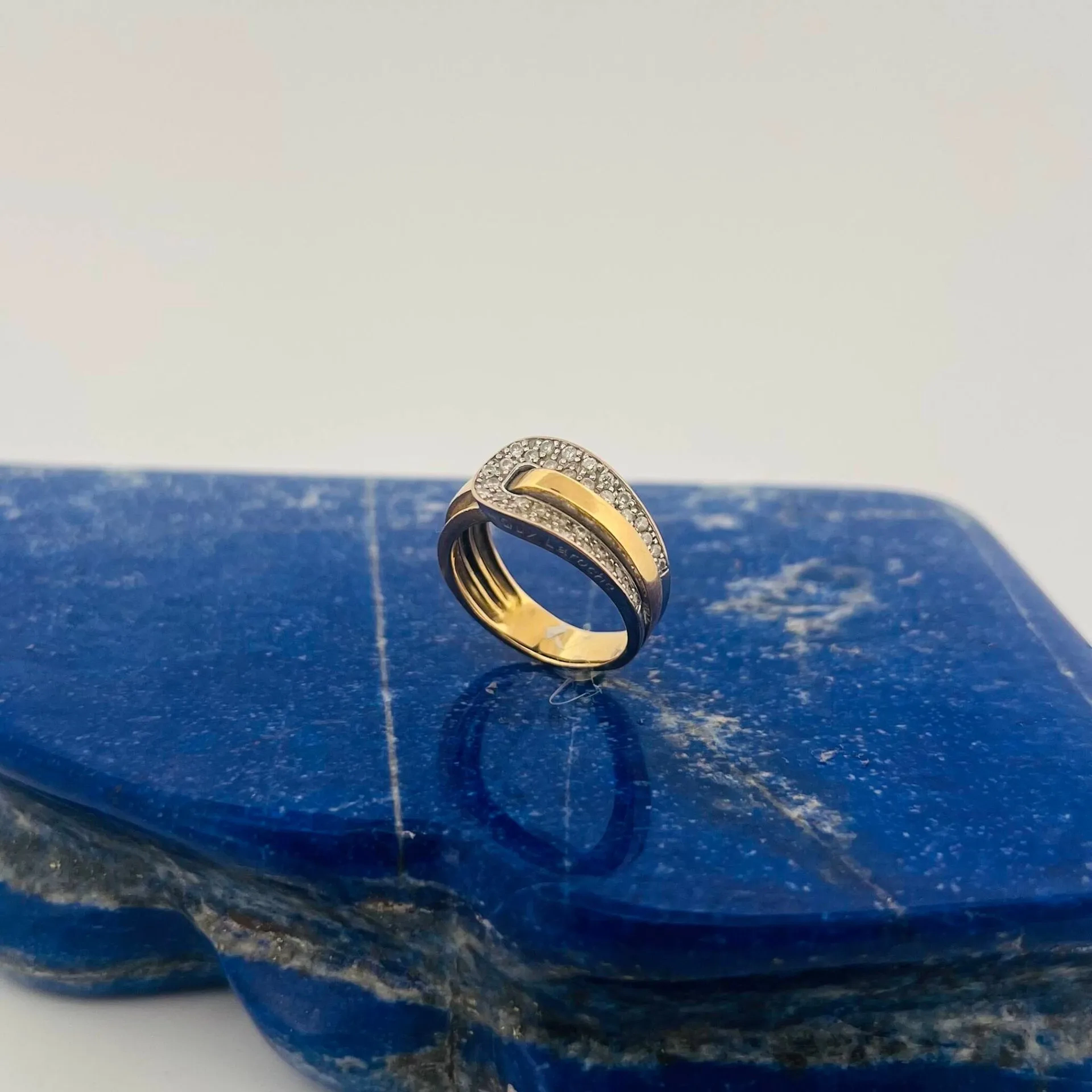 GUY LAROCHE - Lot 146