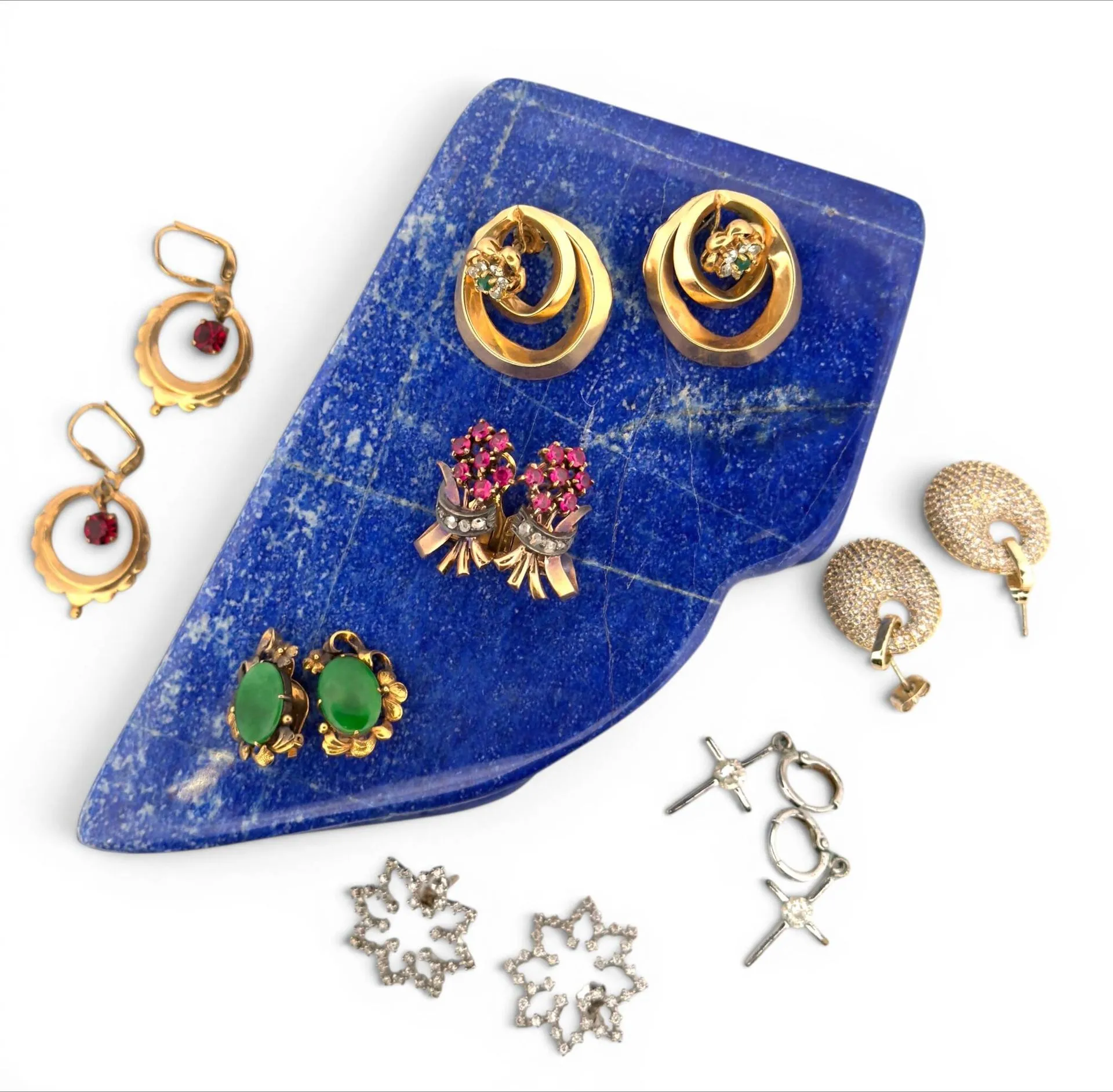 Two pairs of earrings in 18K (750) gold forming a flower ado - Lot 140