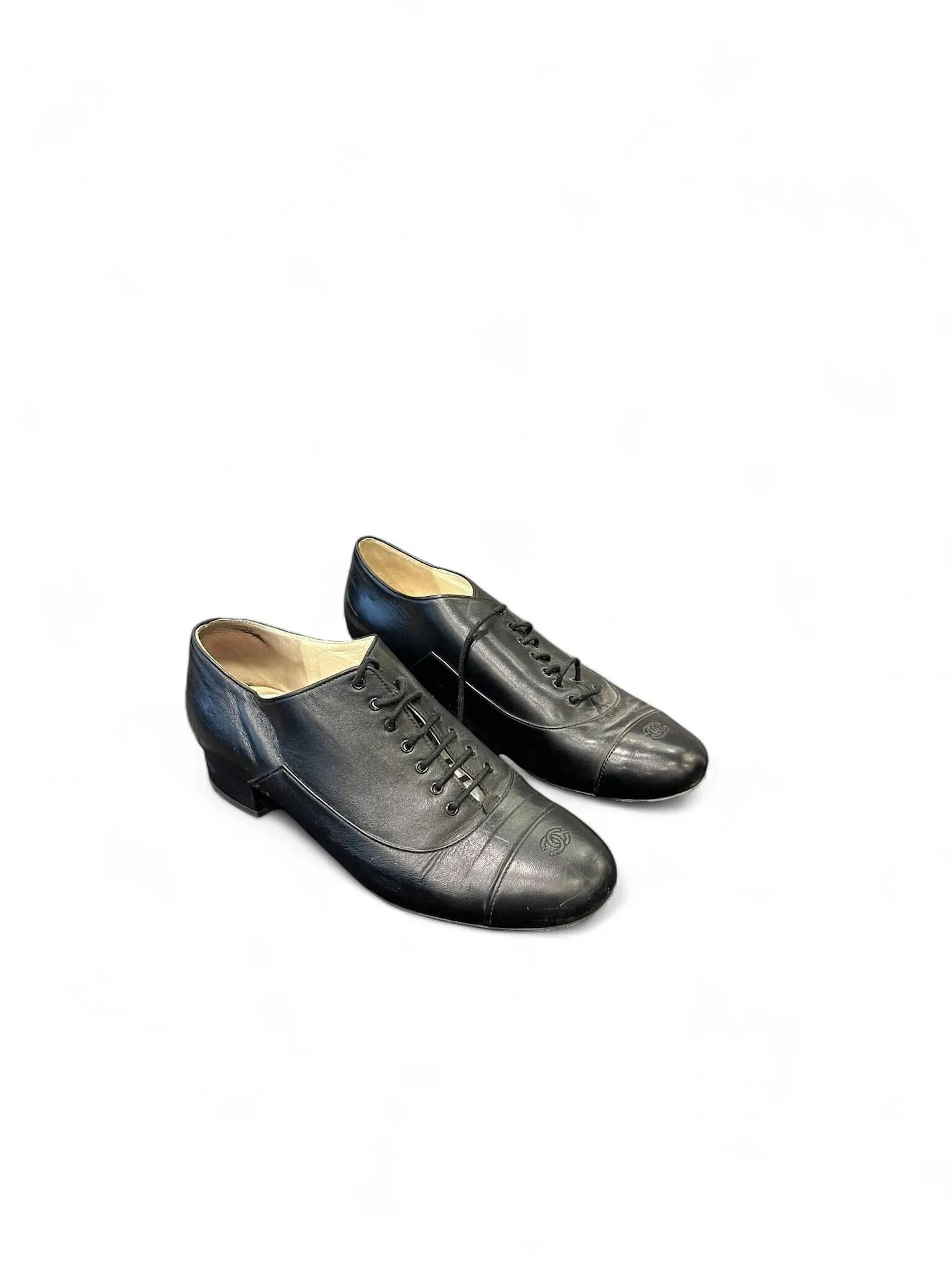 CHANEL UNIFORM - Lot 56